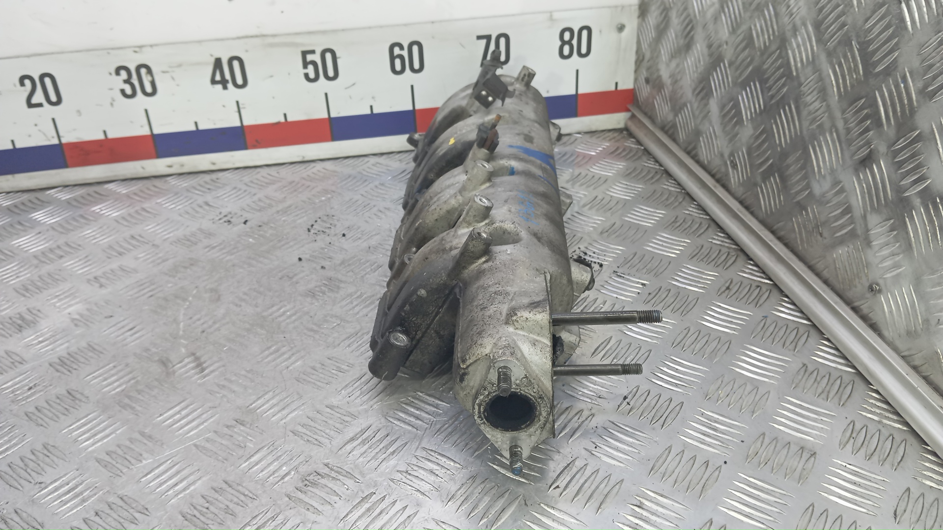 Коллектор впускной