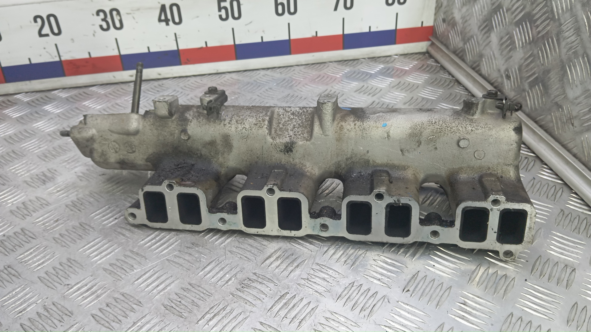 Коллектор впускной