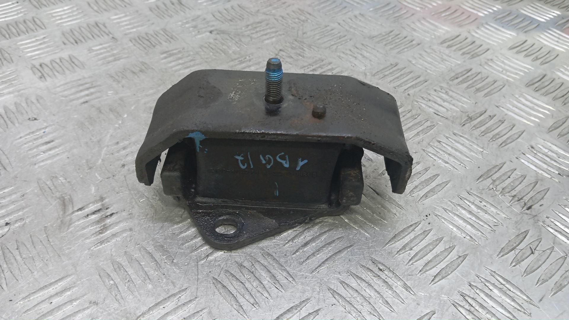 Опора двигателя