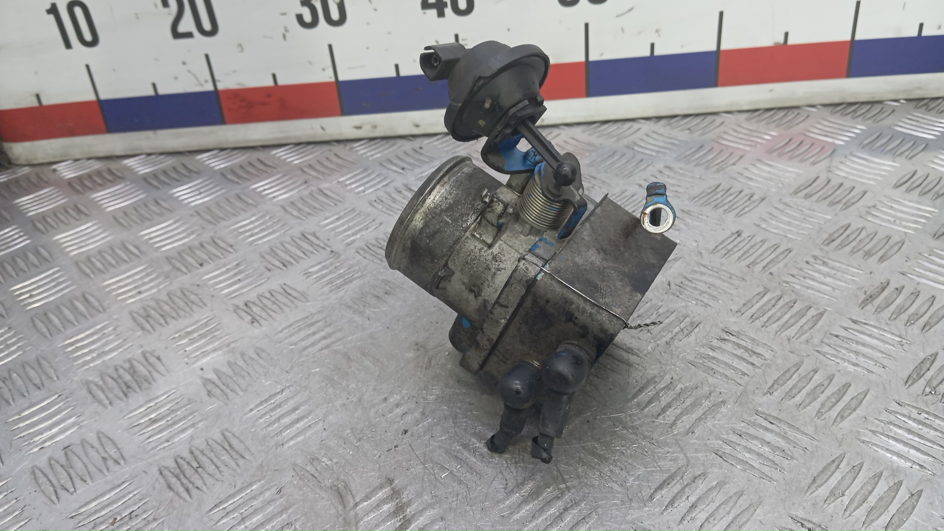 Заслонка дроссельная электрическая