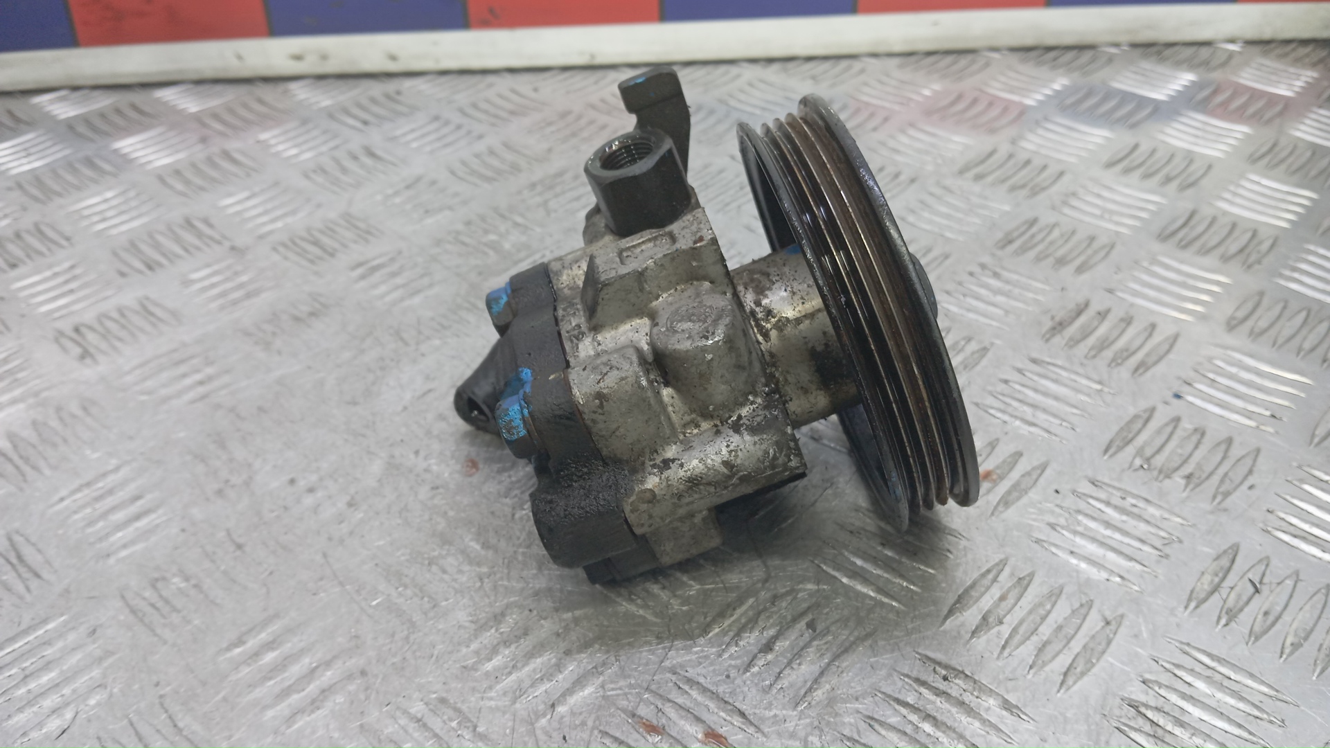 Насос ГУР (гидроусилитель руля)