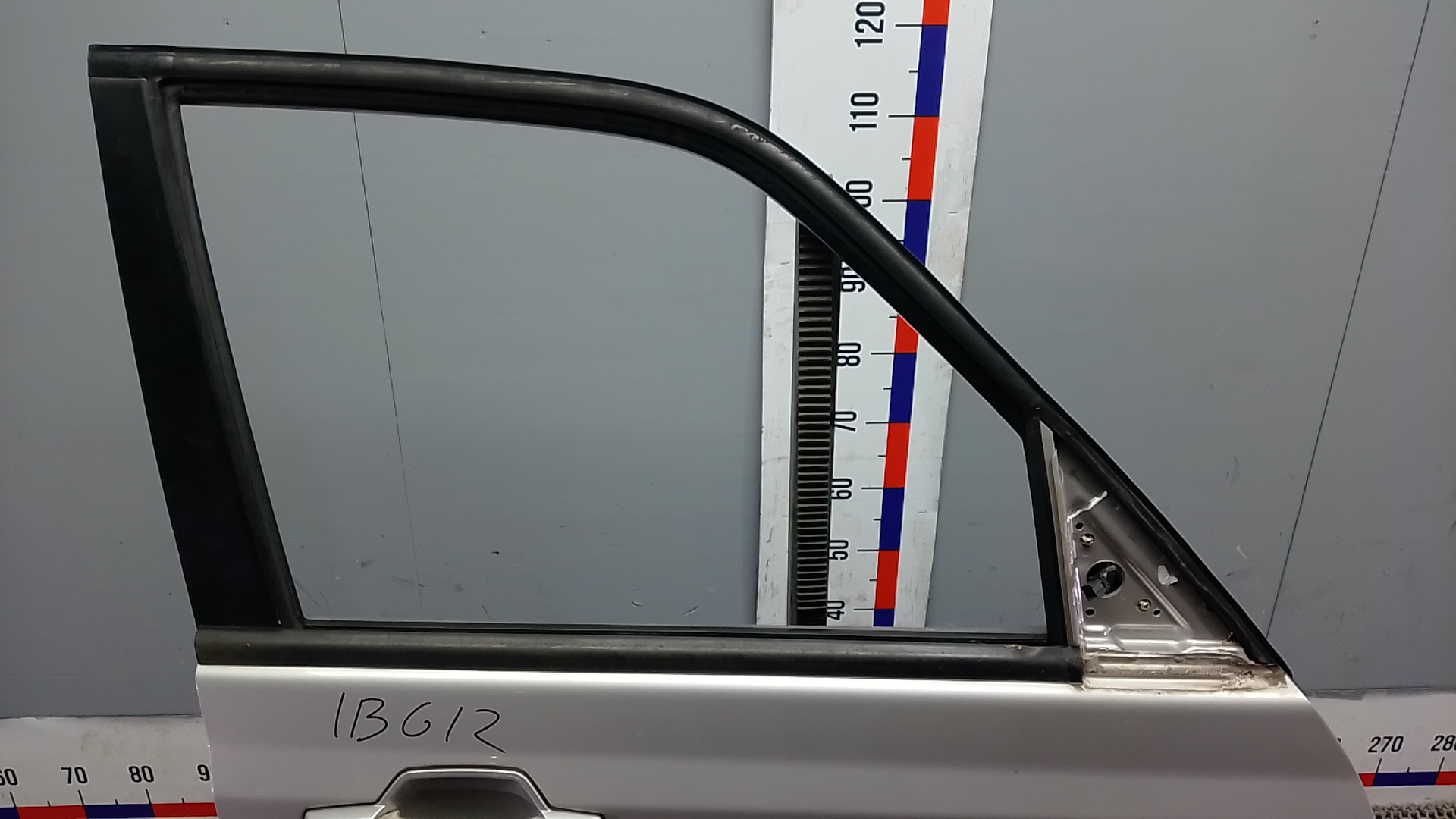 Дверь передняя правая