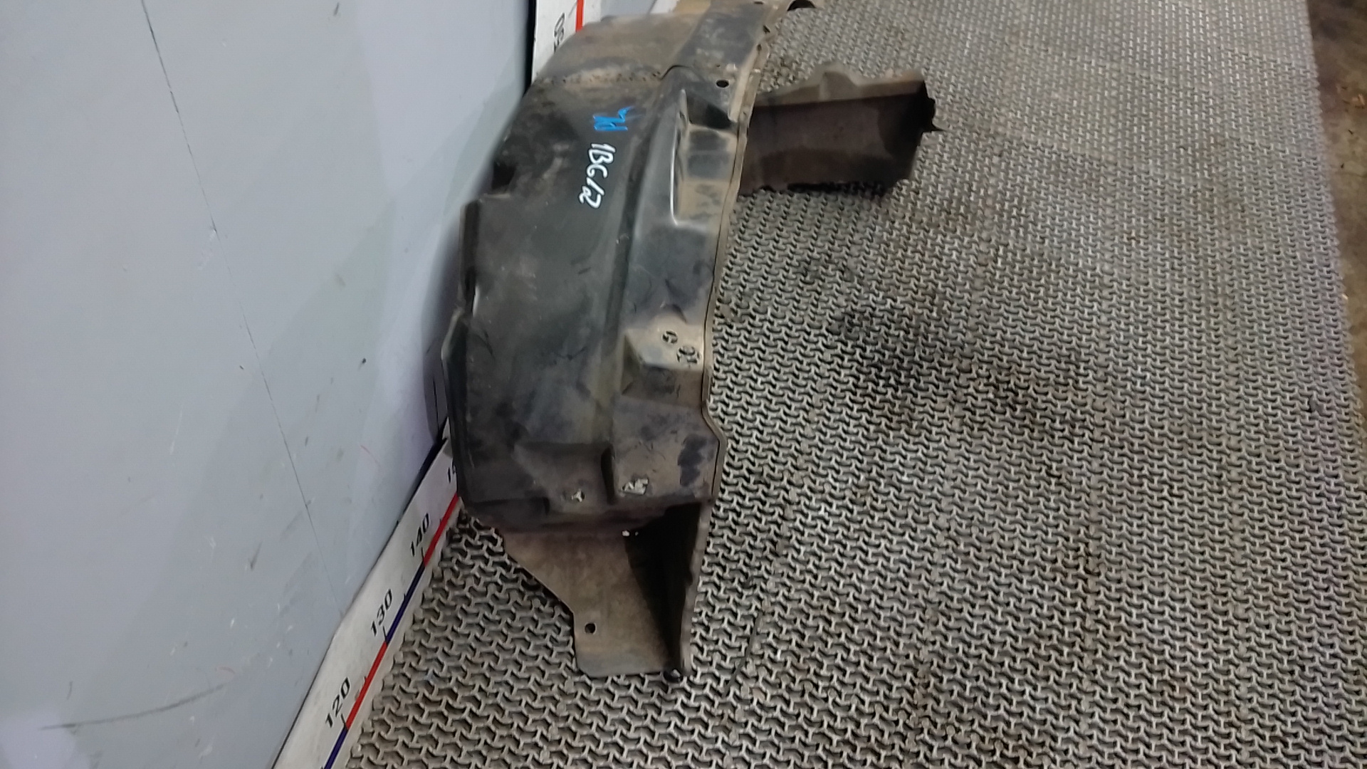 Локер передний левый