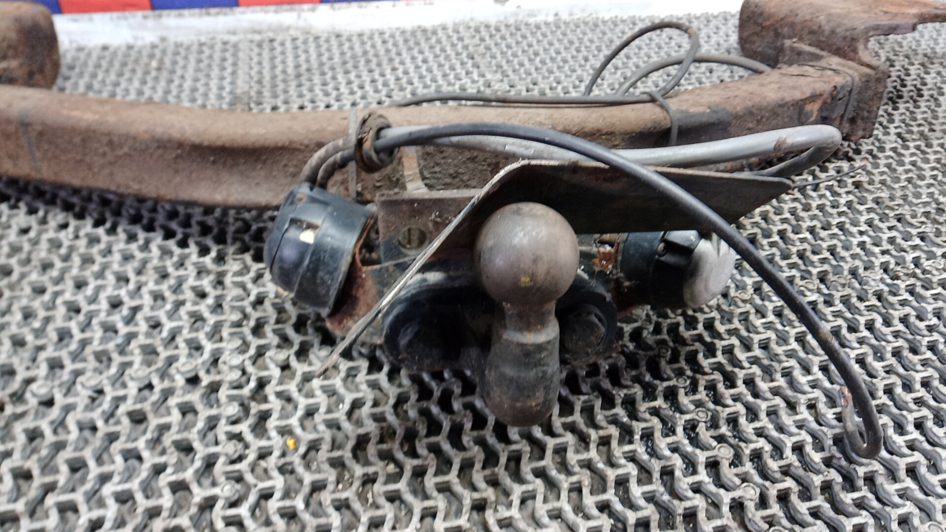 Сцепное устройство (Фаркоп)