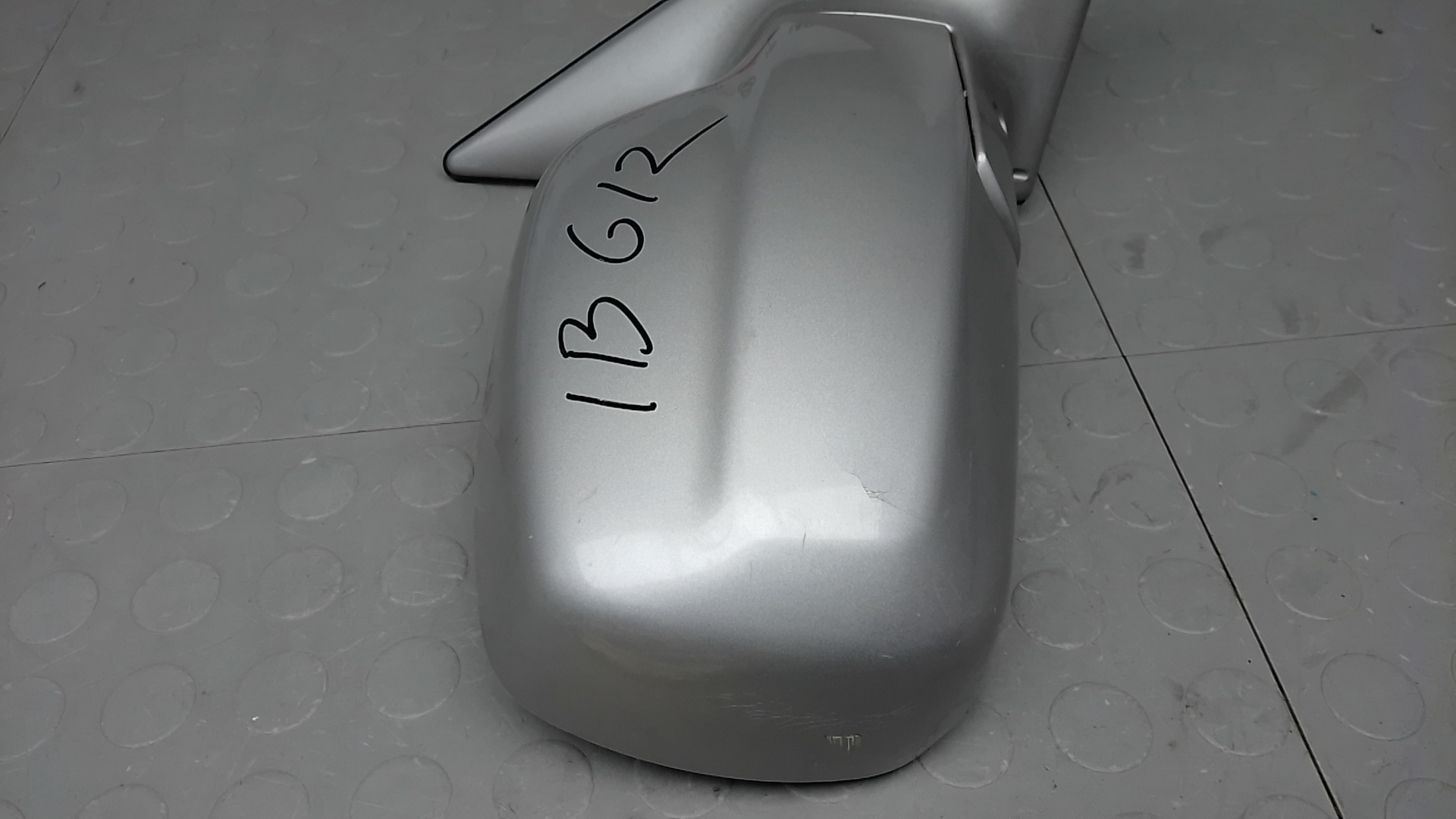 Зеркало правое электрическое