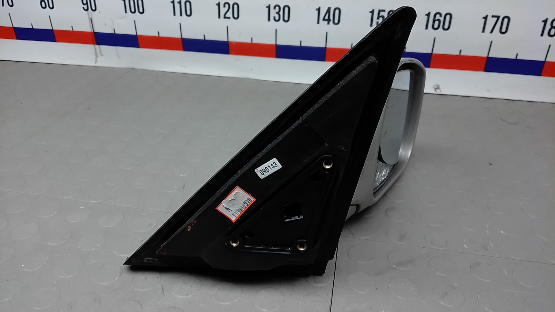 Зеркало правое электрическое