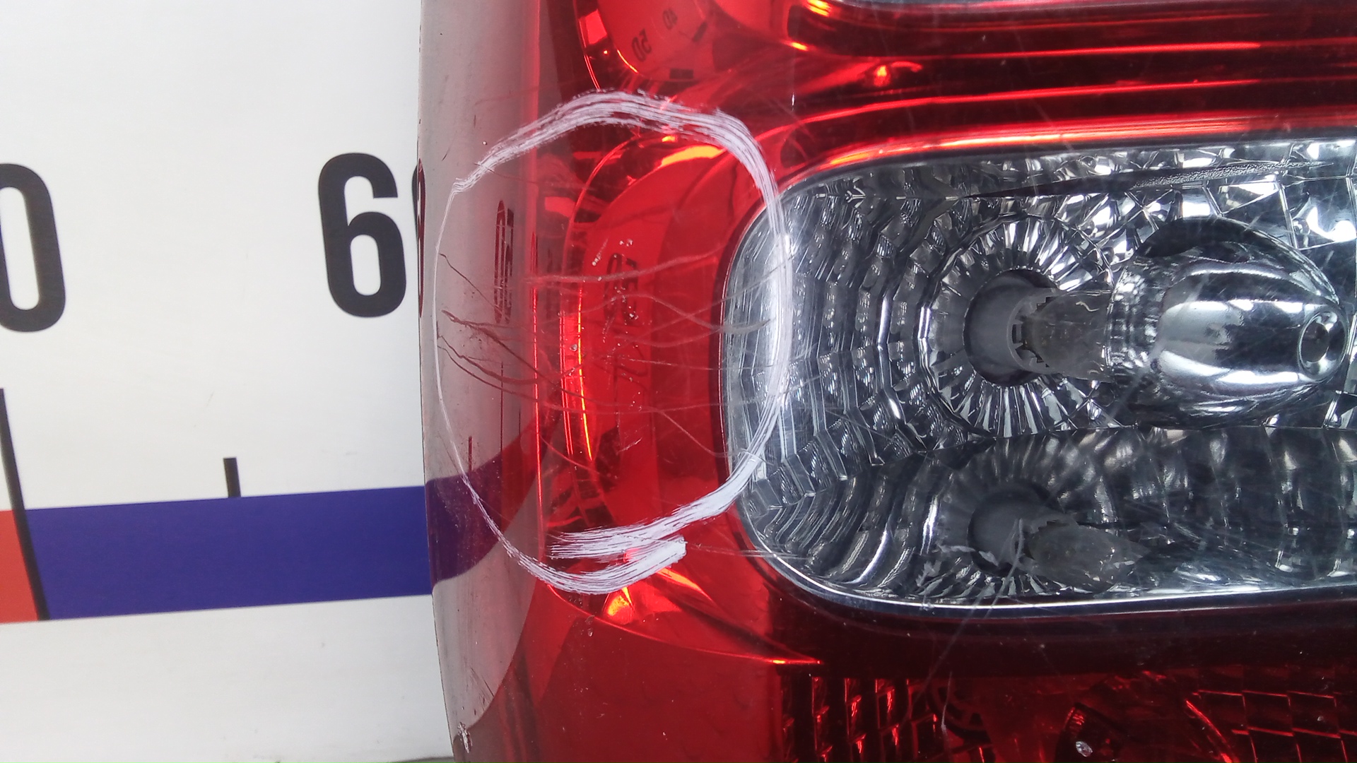 Фонарь задний левый