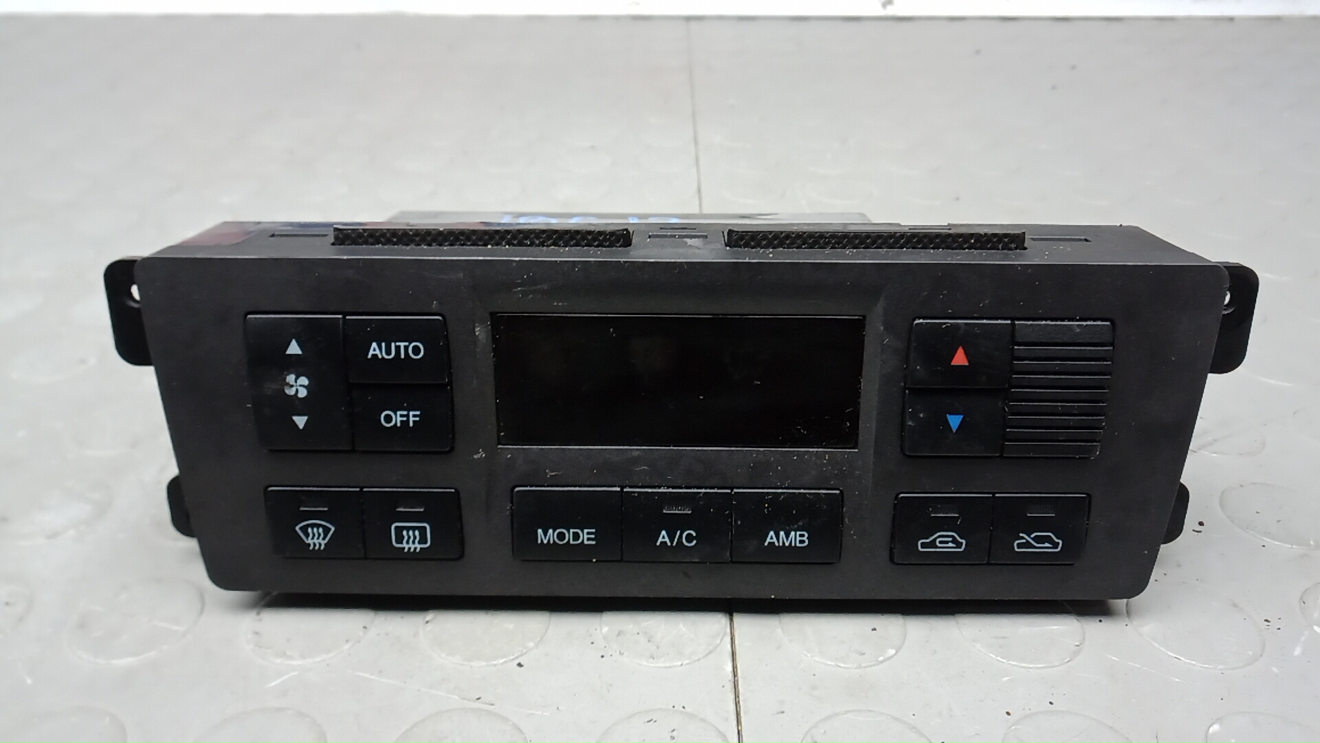 Блок управления климатической установкой