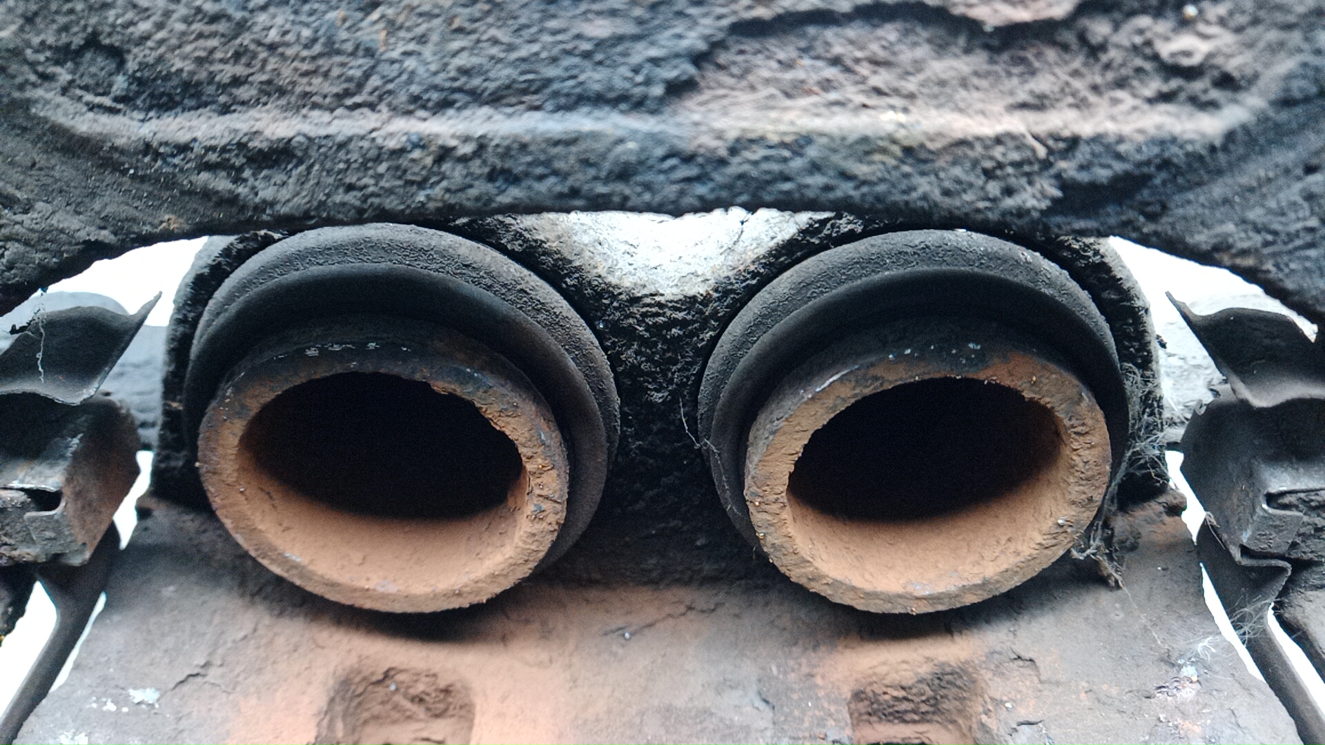 Суппорт передний левый