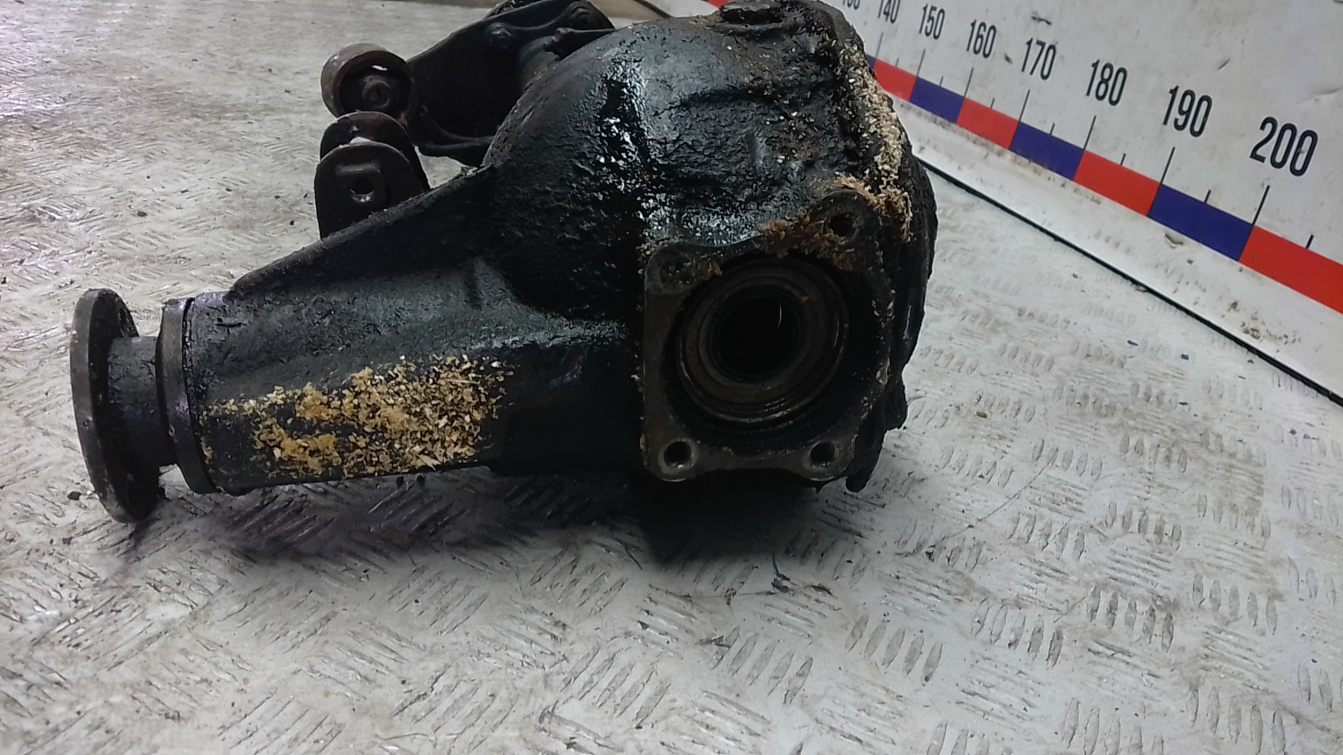 Редуктор переднего моста