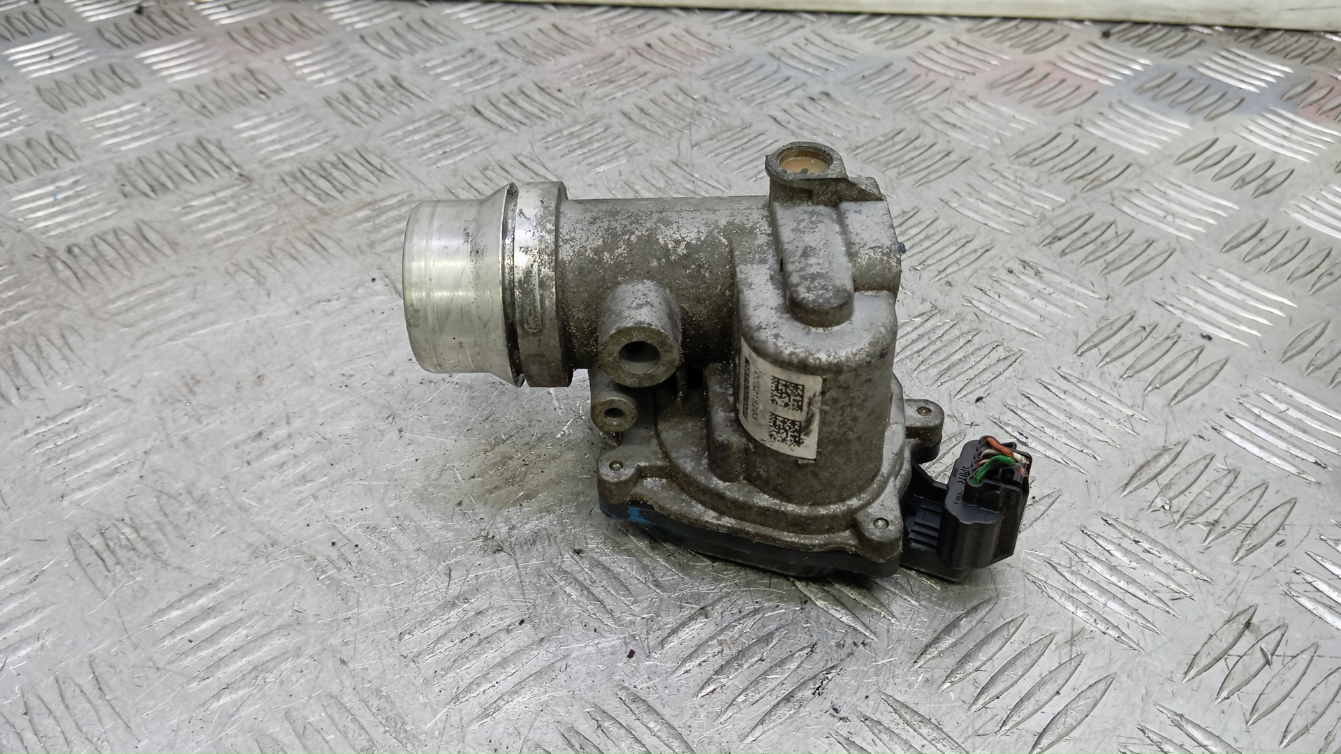 Заслонка дроссельная электрическая