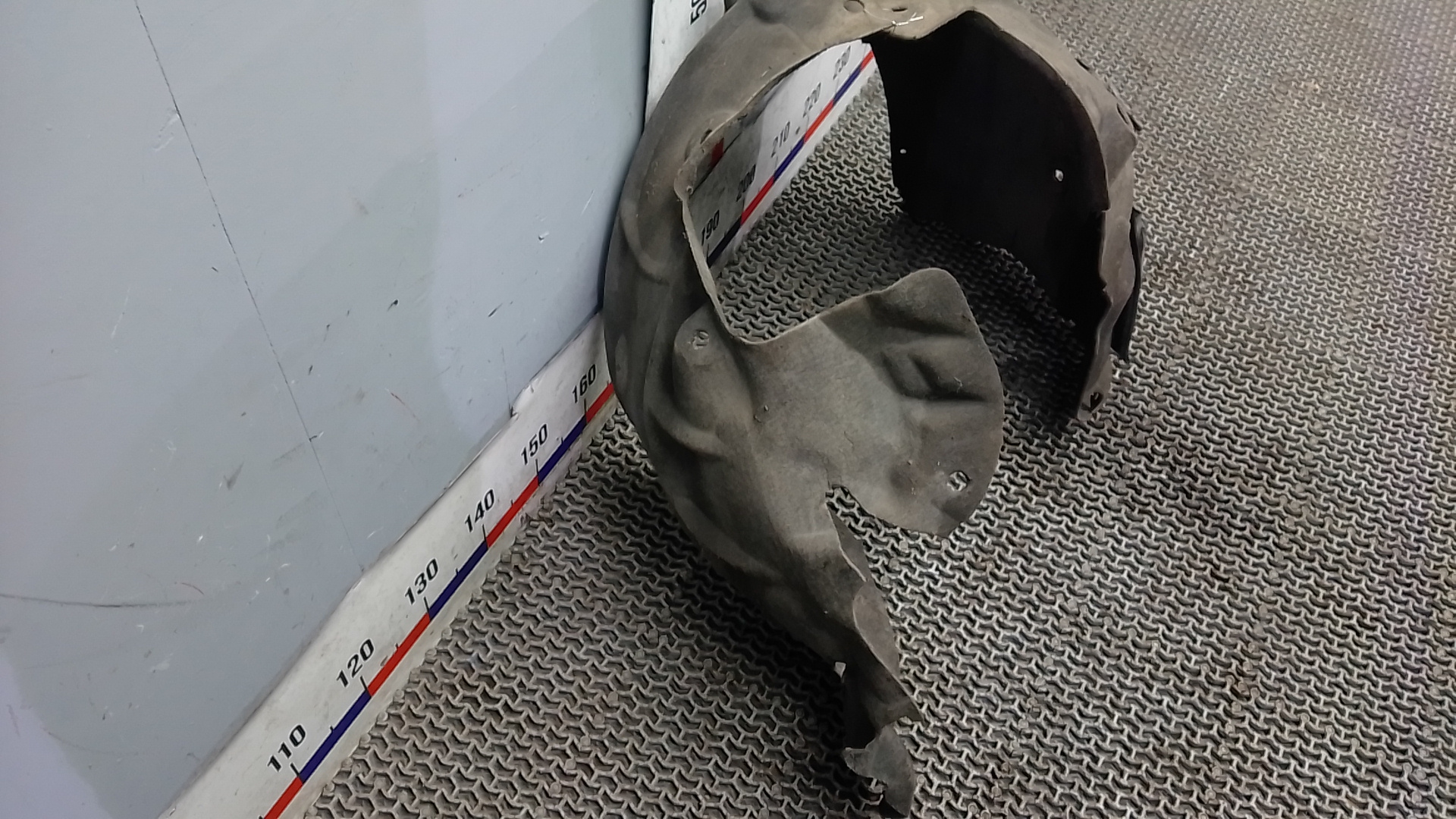 Локер передний правый