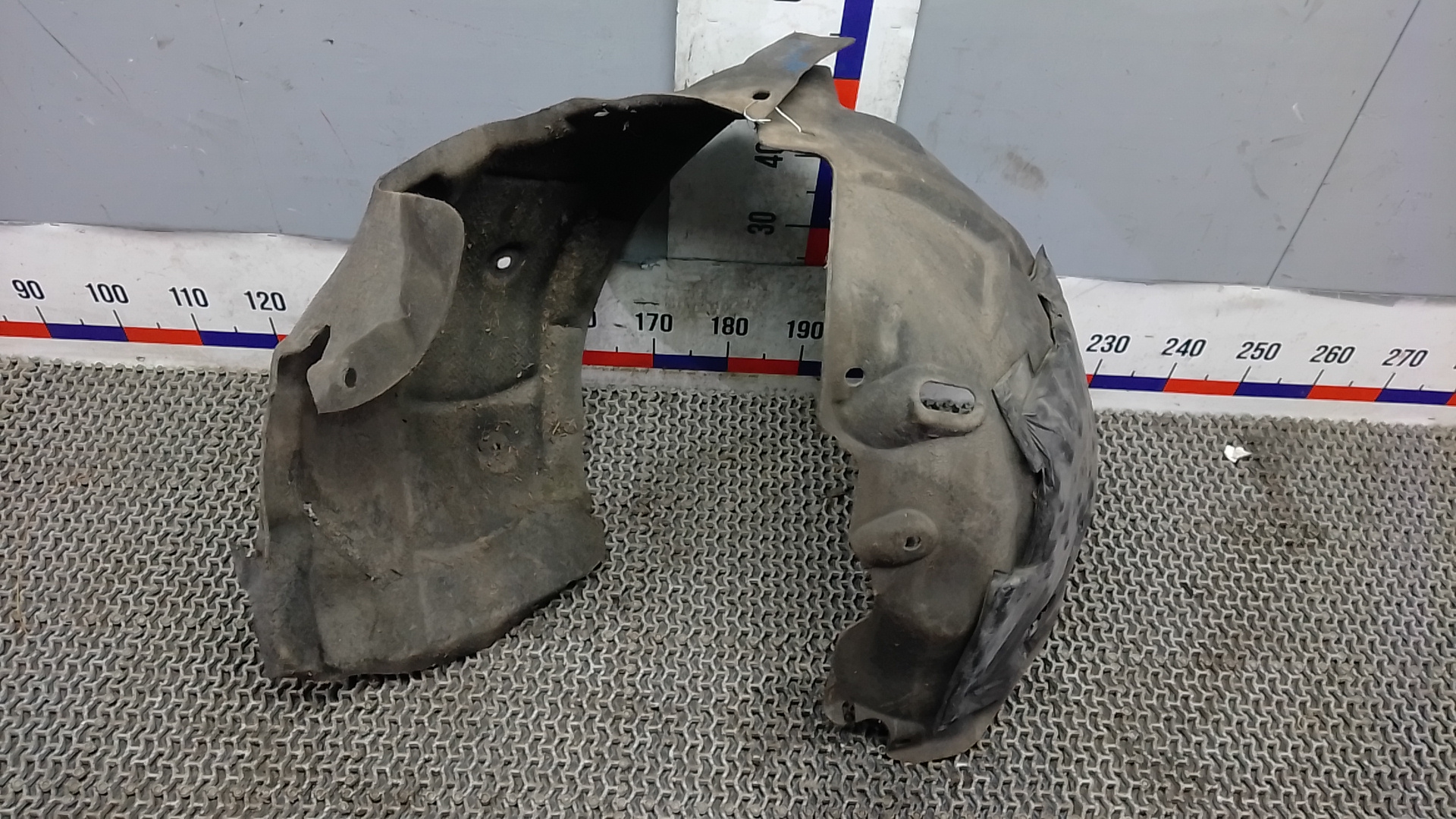 Локер передний правый