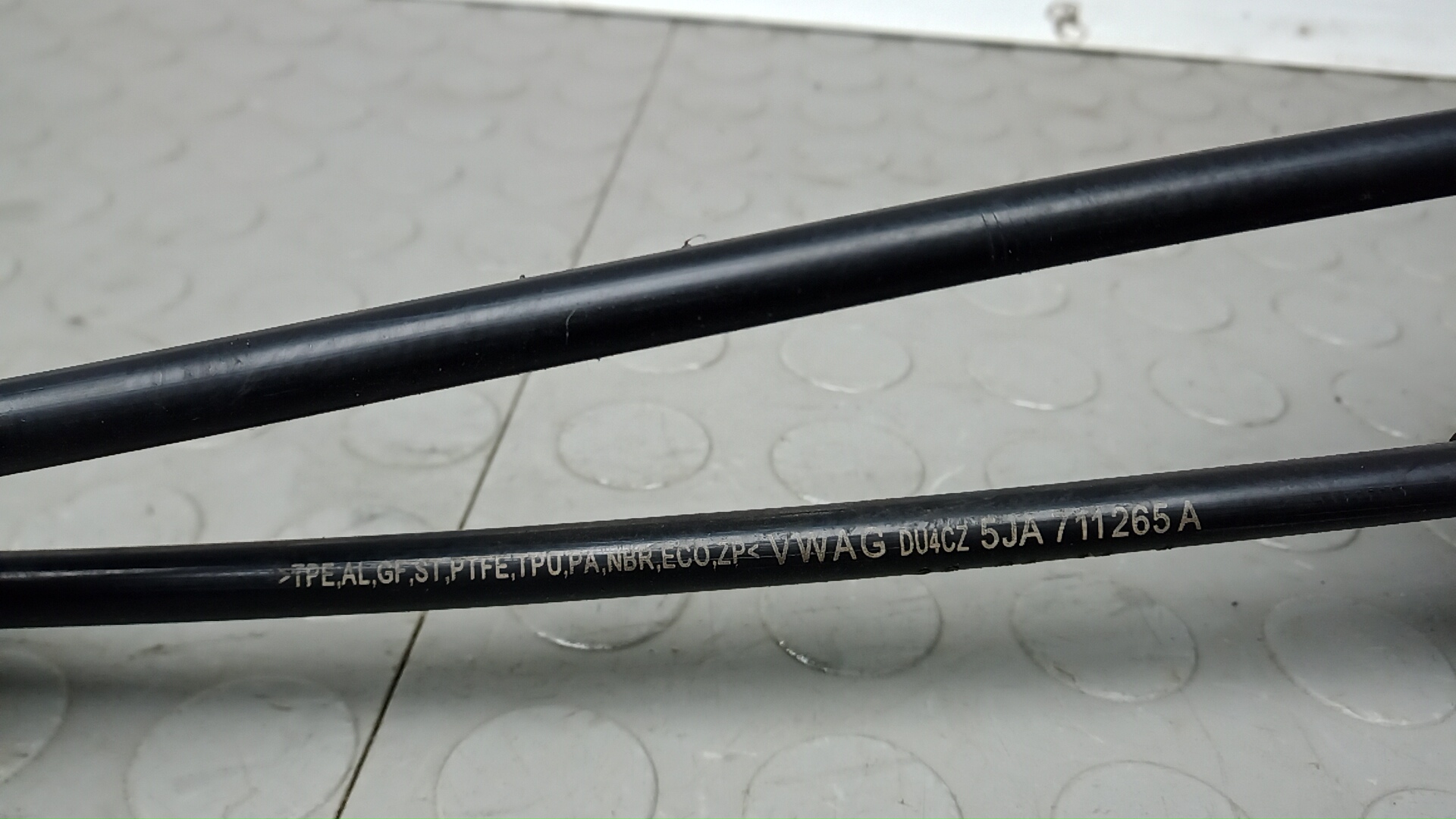 Кулиса МКПП / АКПП