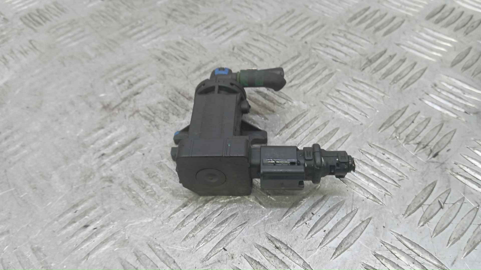 Клапан электромагнитный