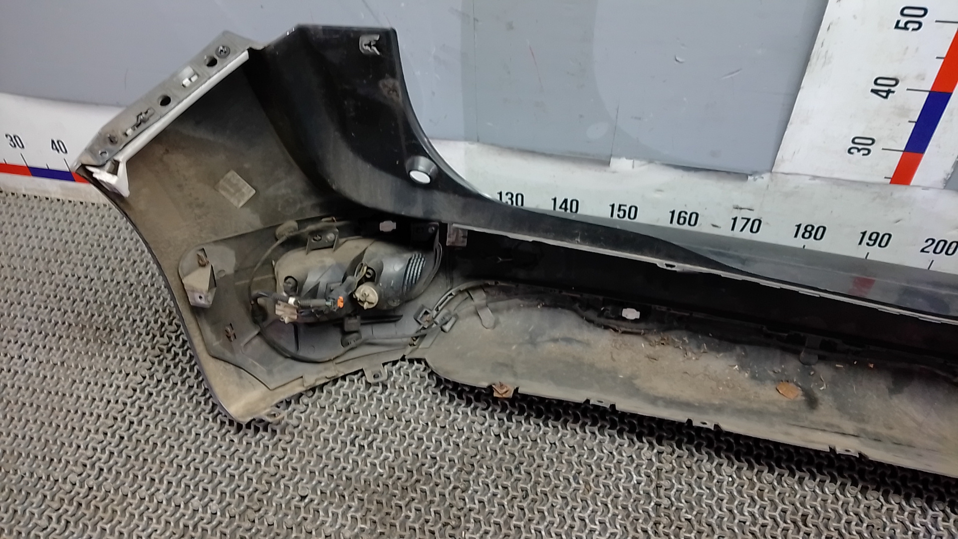 Бампер задний