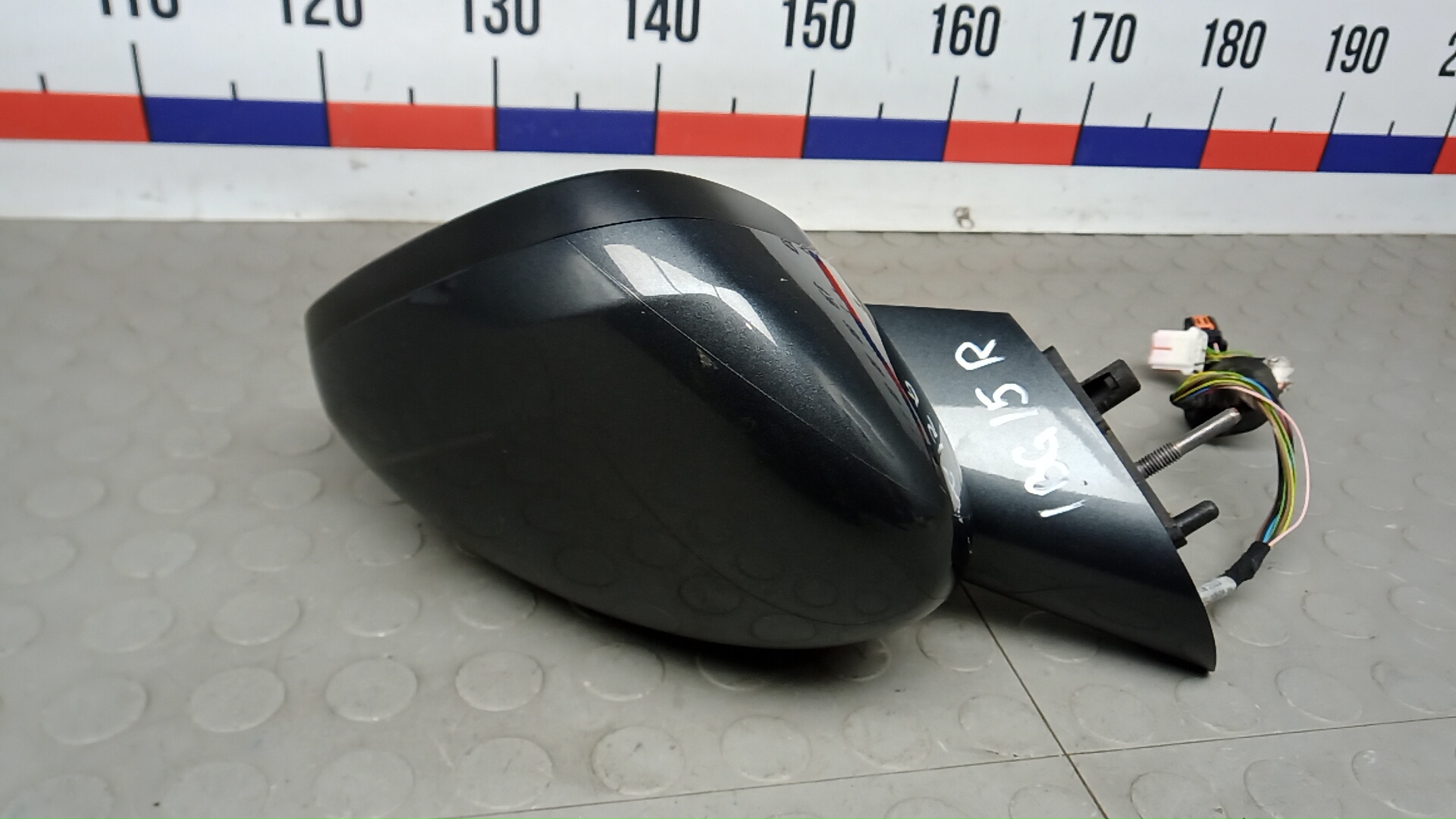 Зеркало правое электрическое