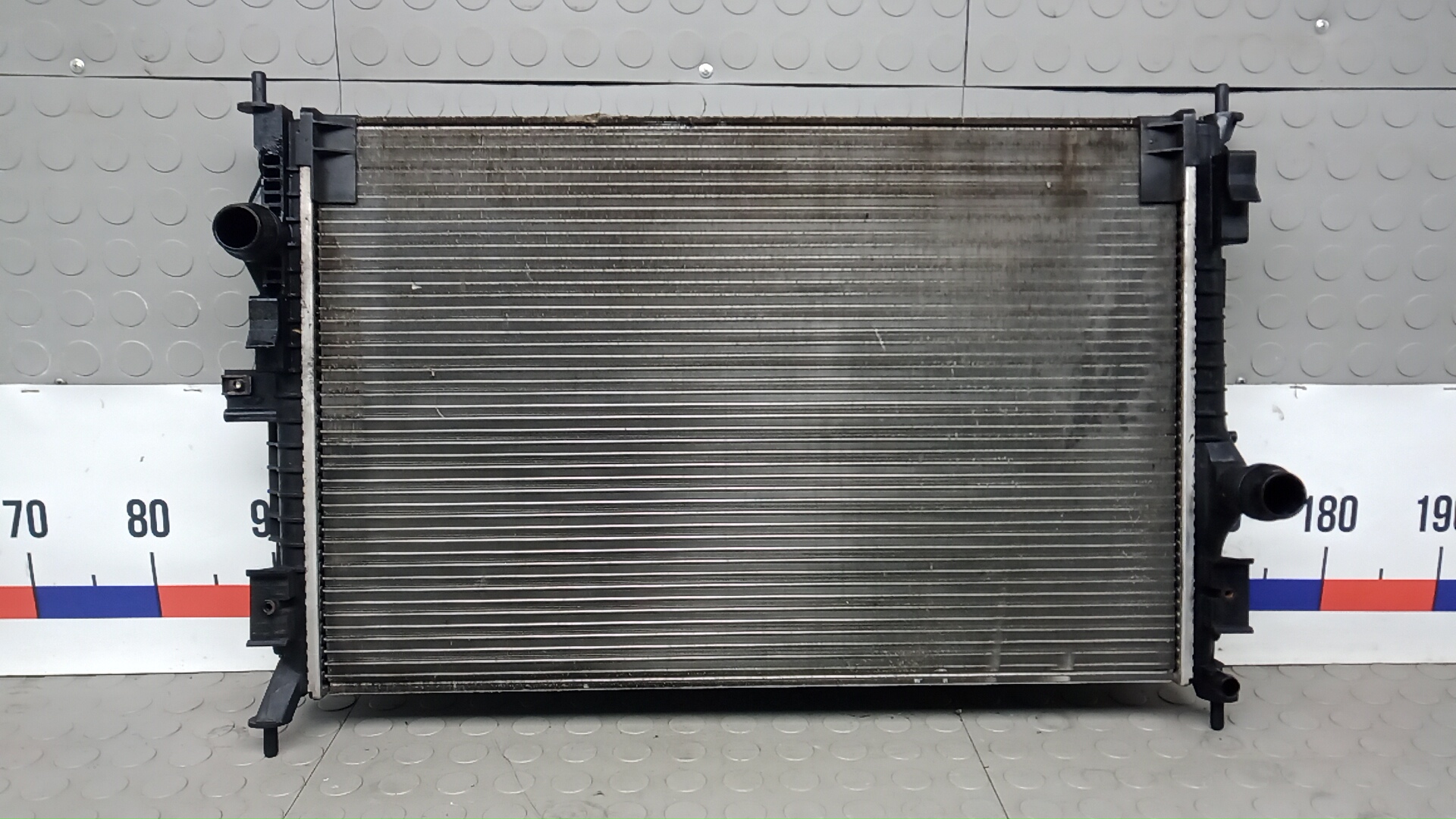 Радиатор охлаждения двигателя основной
