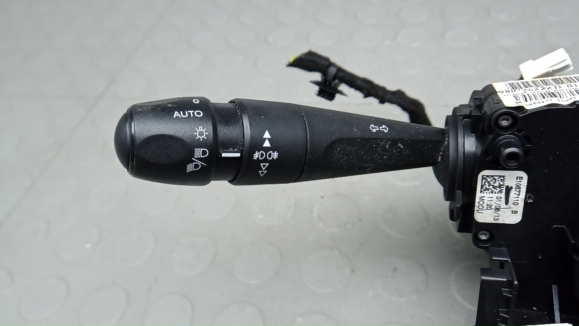 Переключатель подрулевой