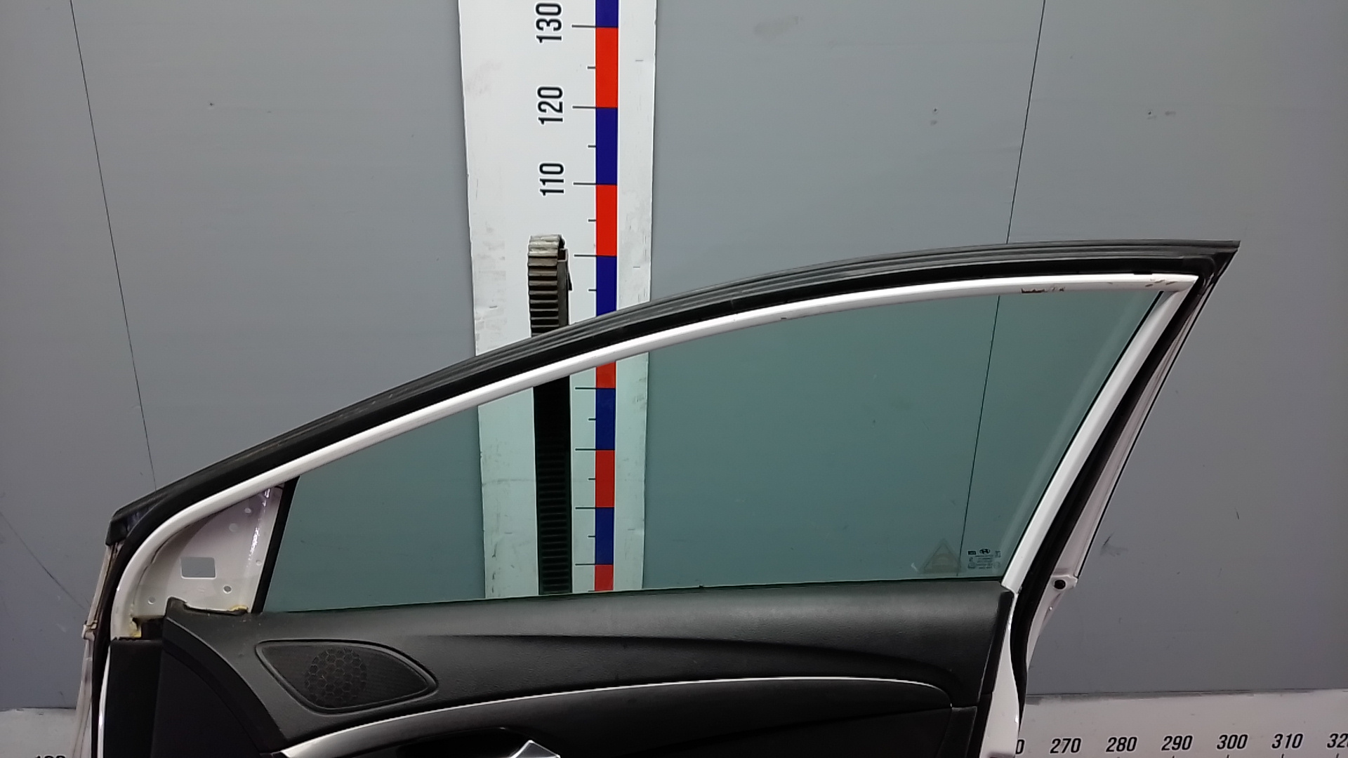 Дверь передняя правая