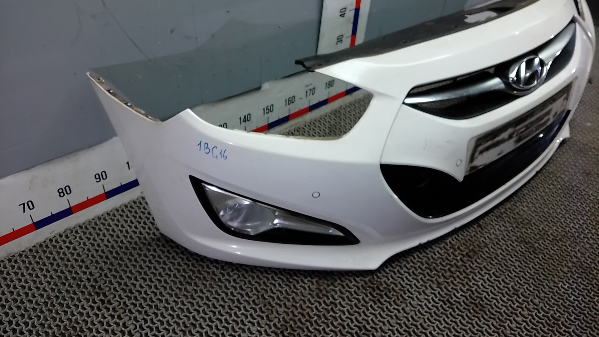 Бампер передний