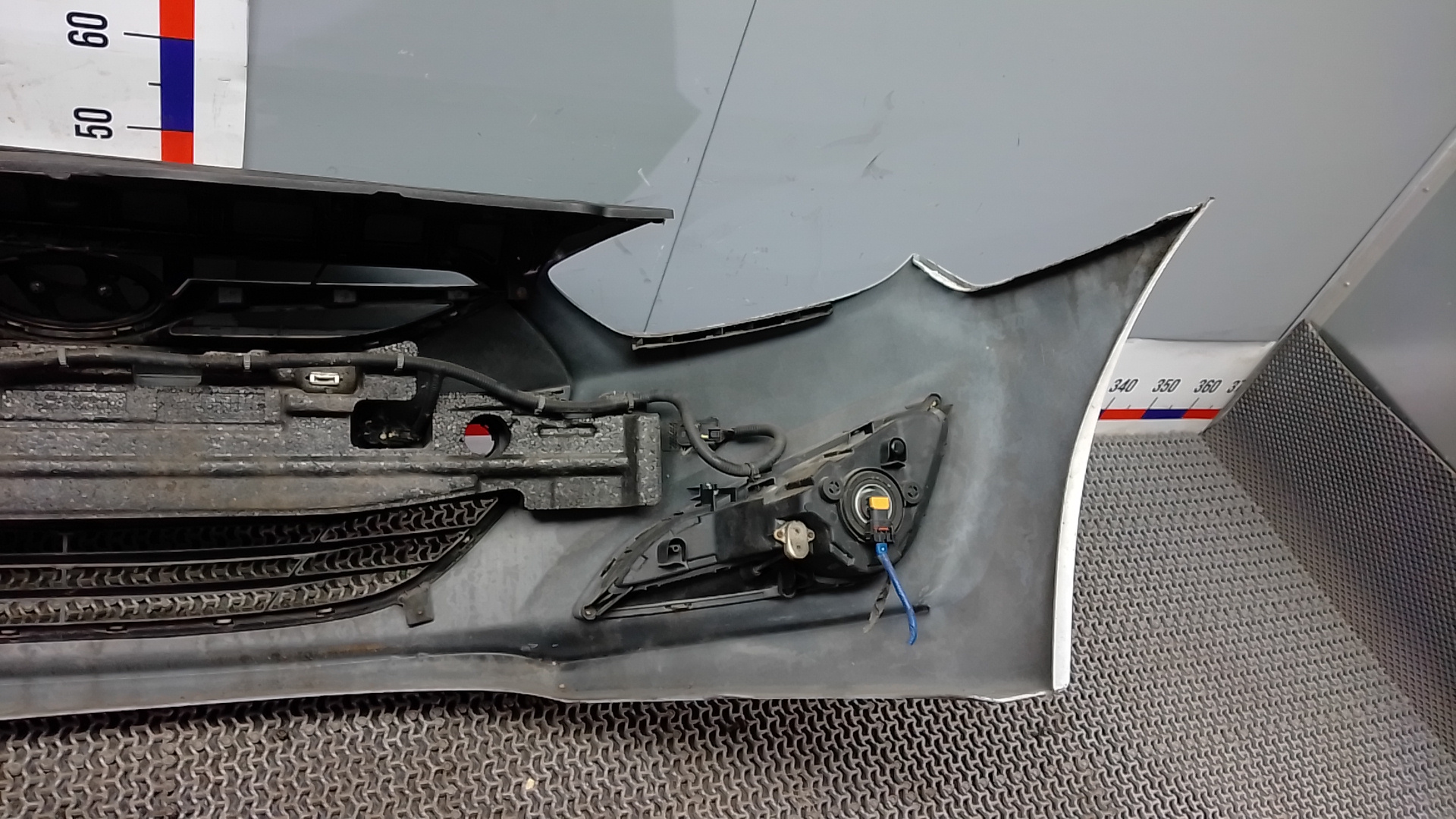 Бампер передний