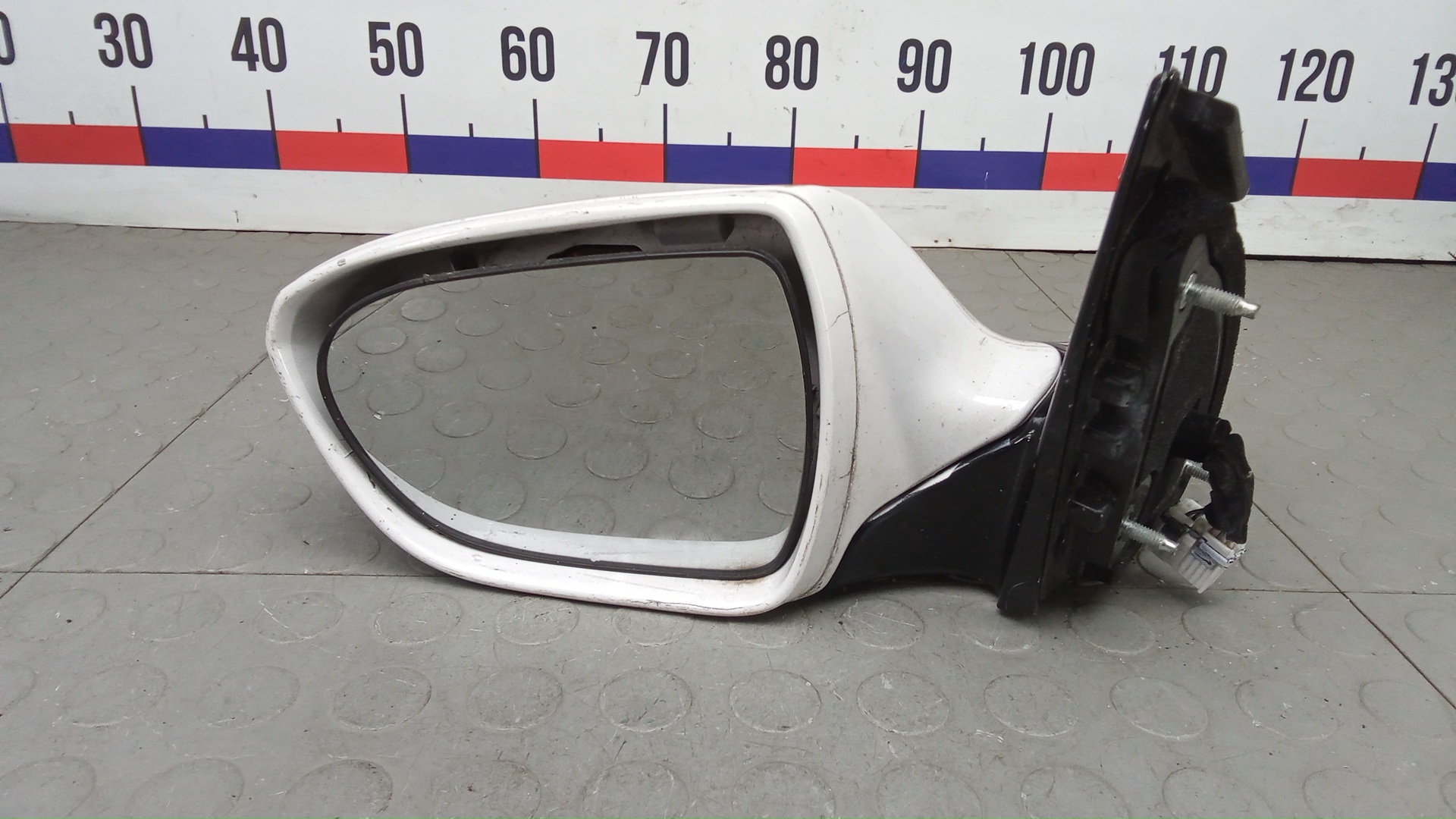 Зеркало левое электрическое