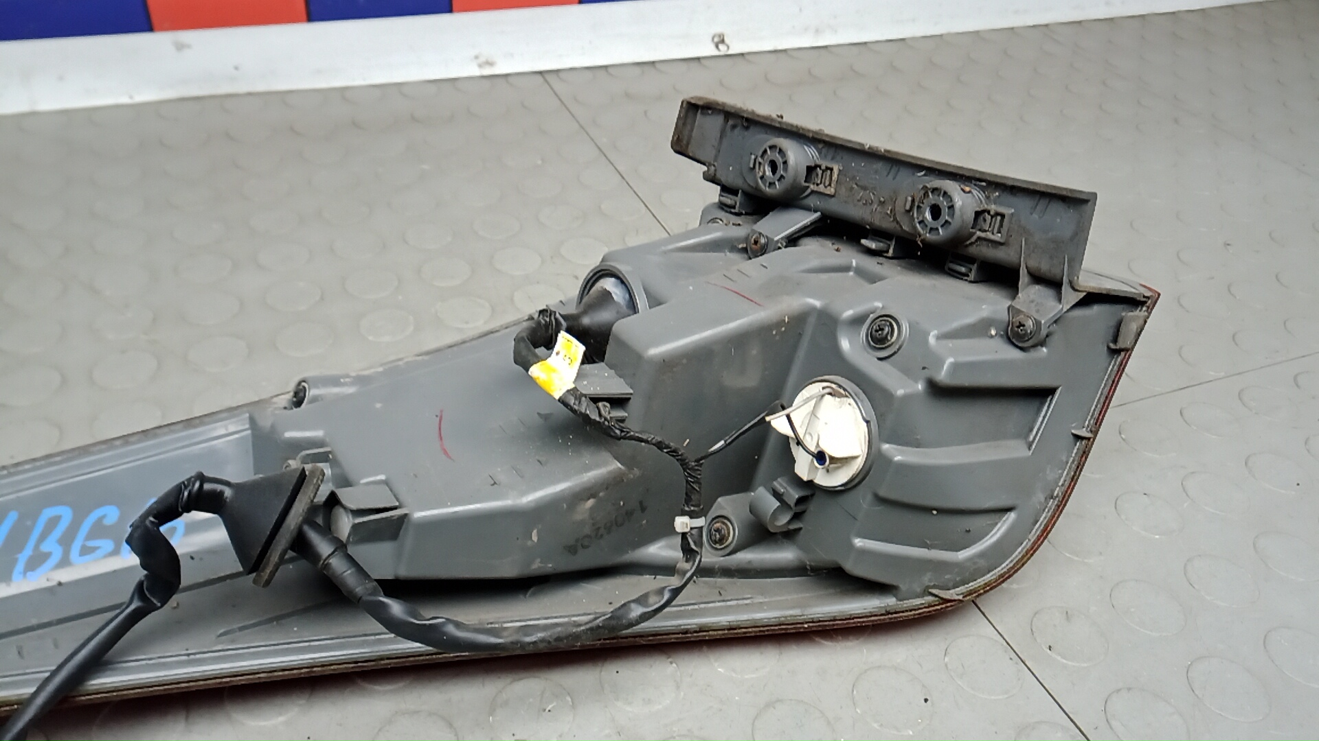 Фонарь задний правый