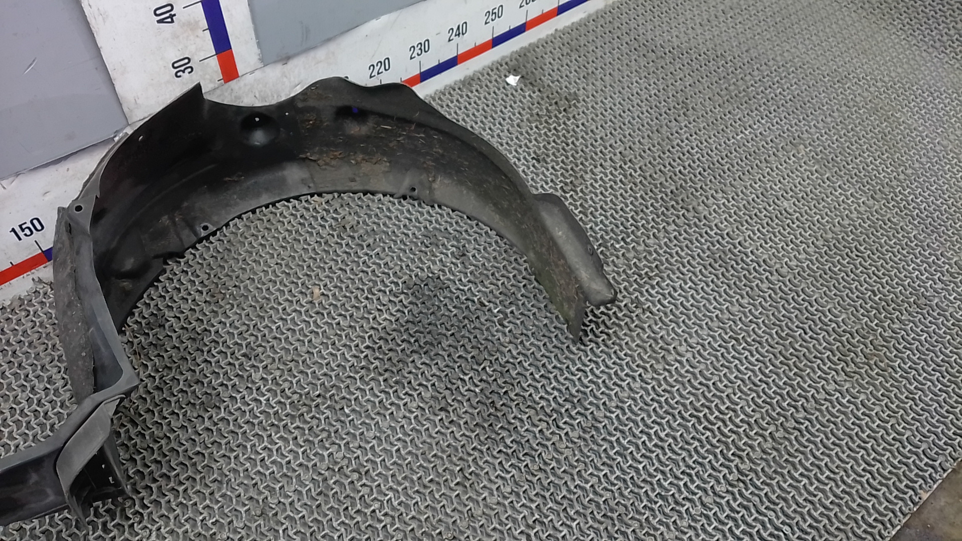 Локер передний правый