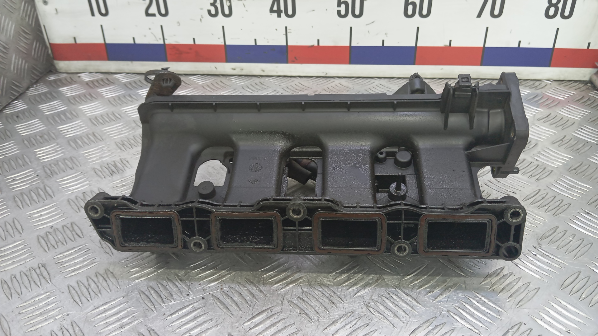 Коллектор впускной