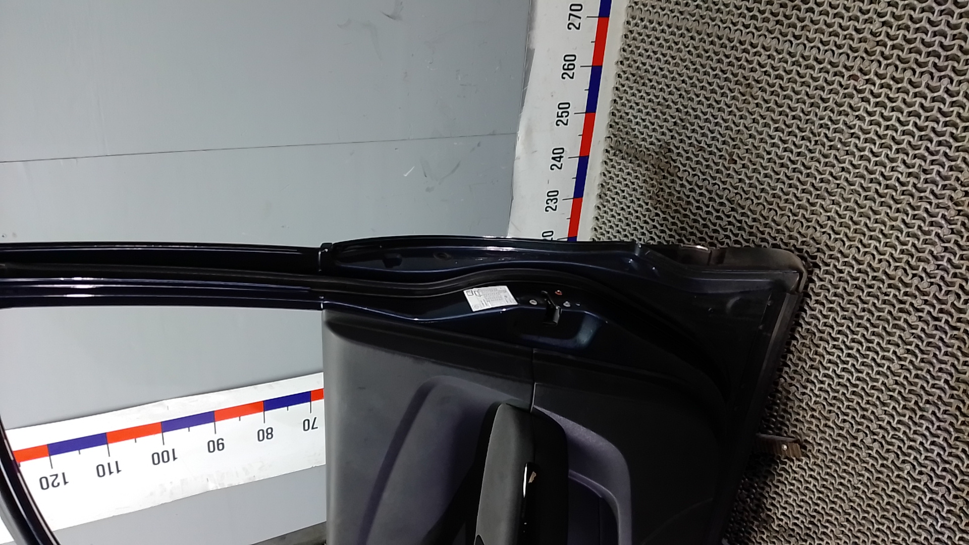 Дверь передняя правая