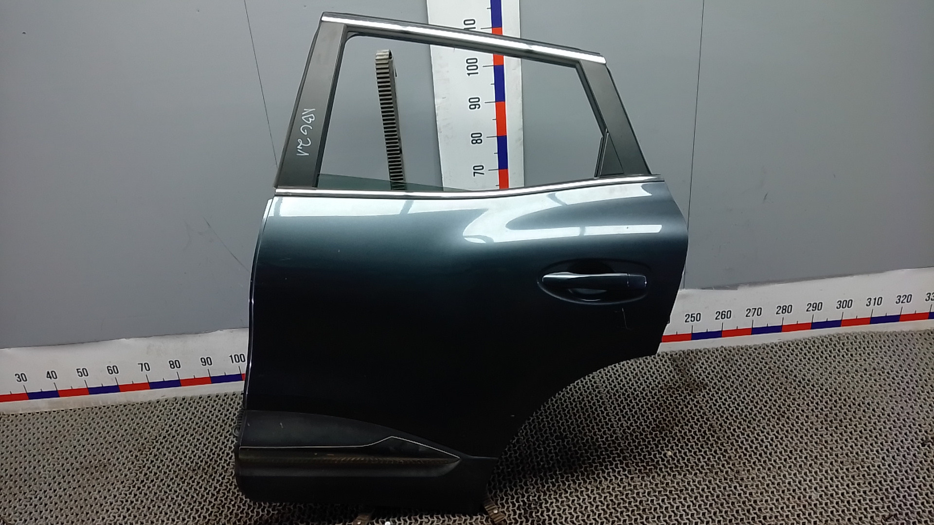 Дверь задняя левая