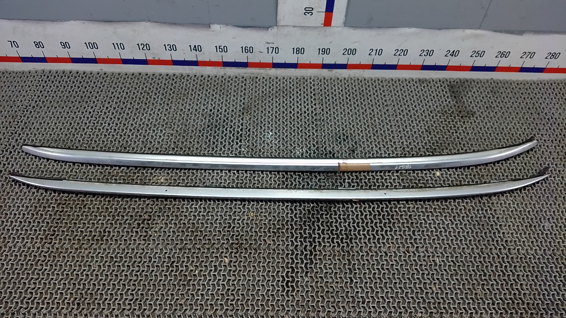 Рейлинги (релинг) к-кт (планки на крышу)