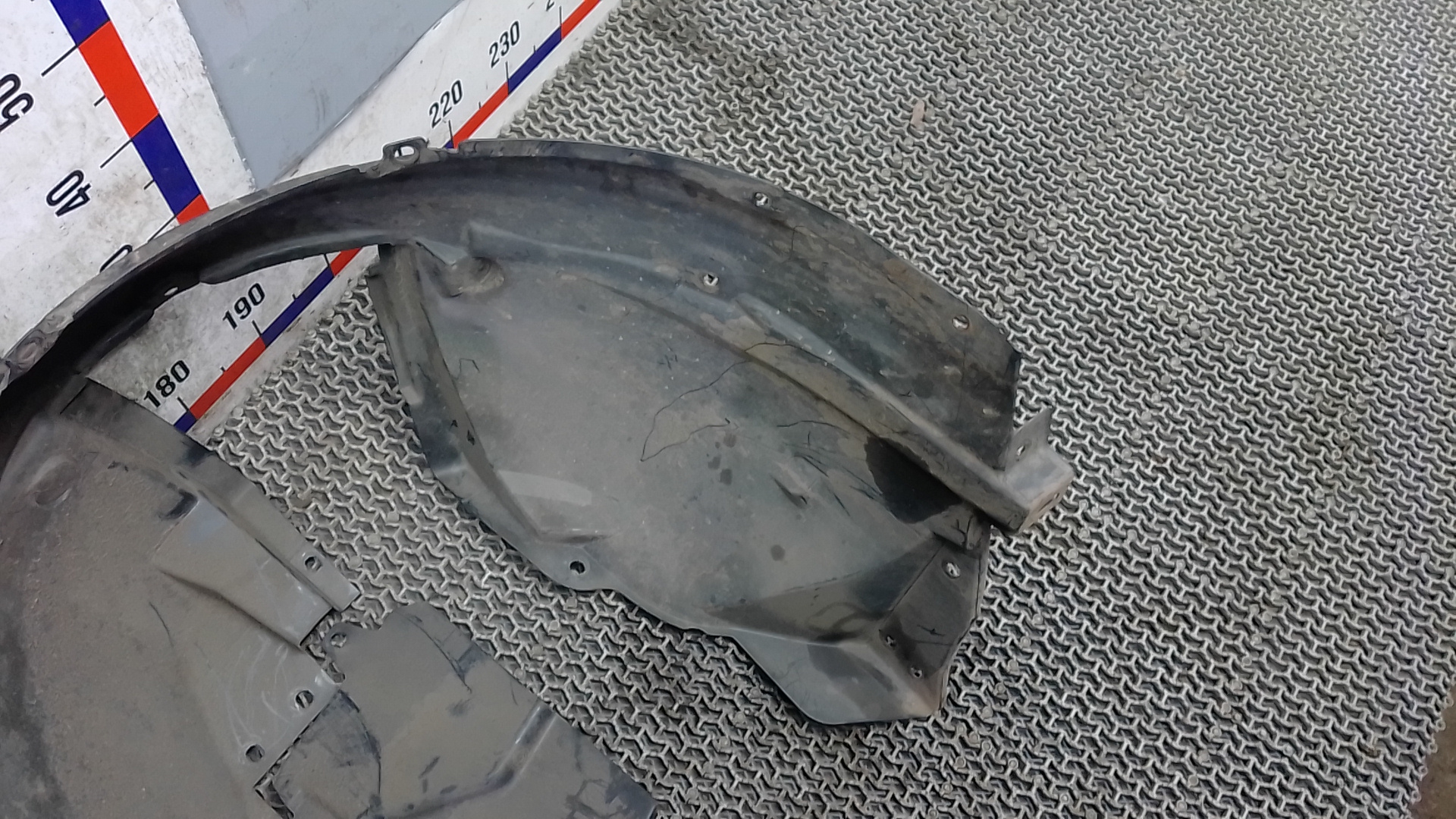 Локер передний левый