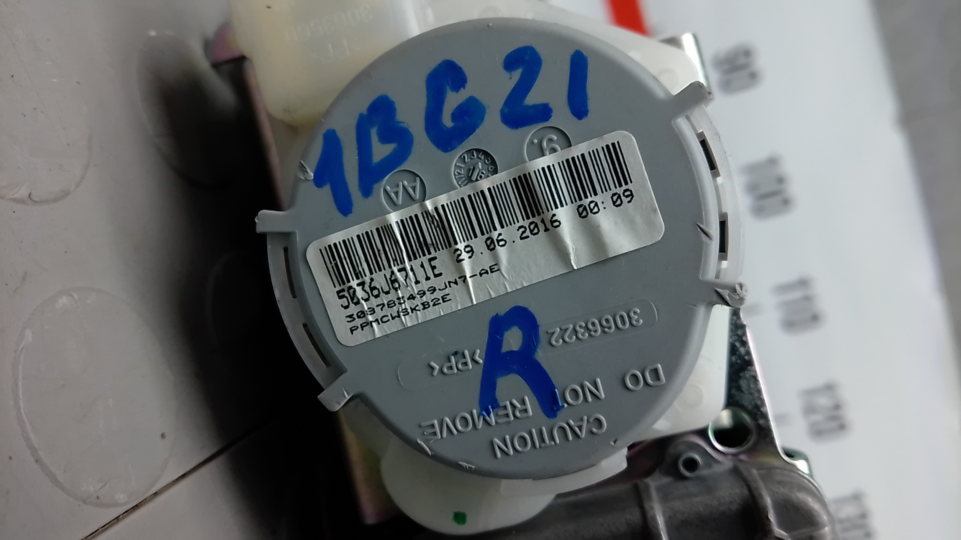 Ремень безопасности с пиропатроном