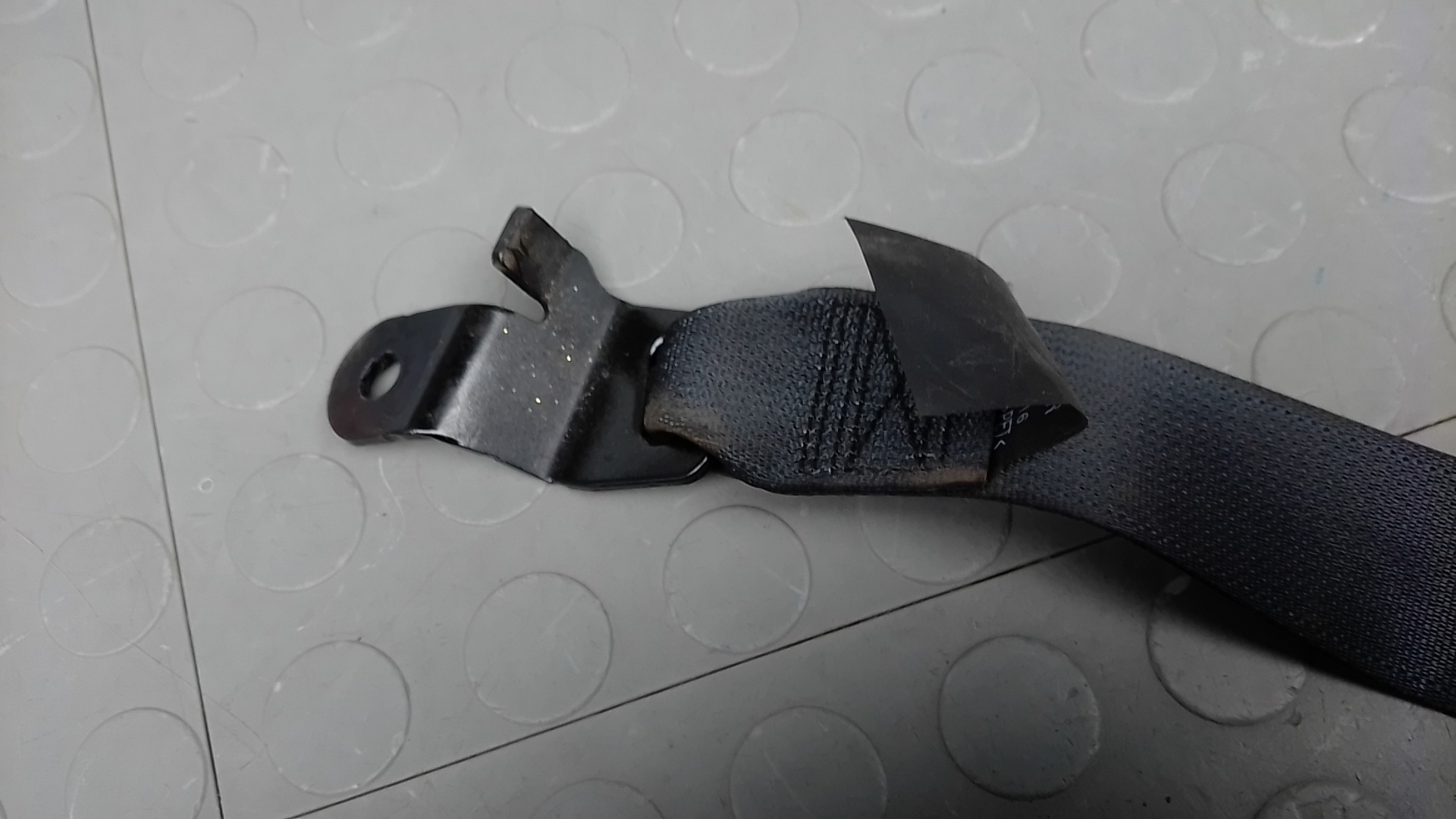 Ремень безопасности с пиропатроном