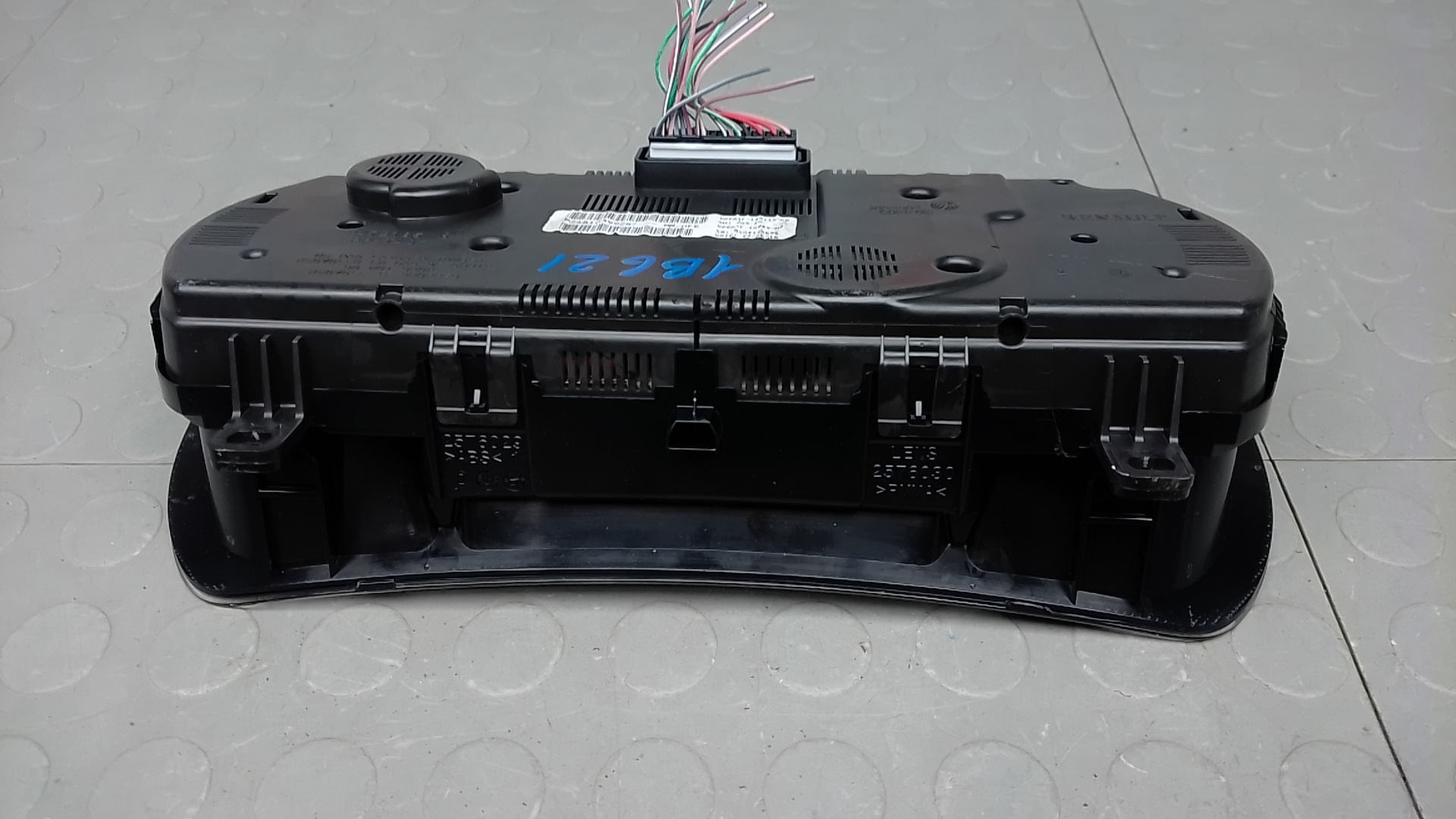 Панель приборов