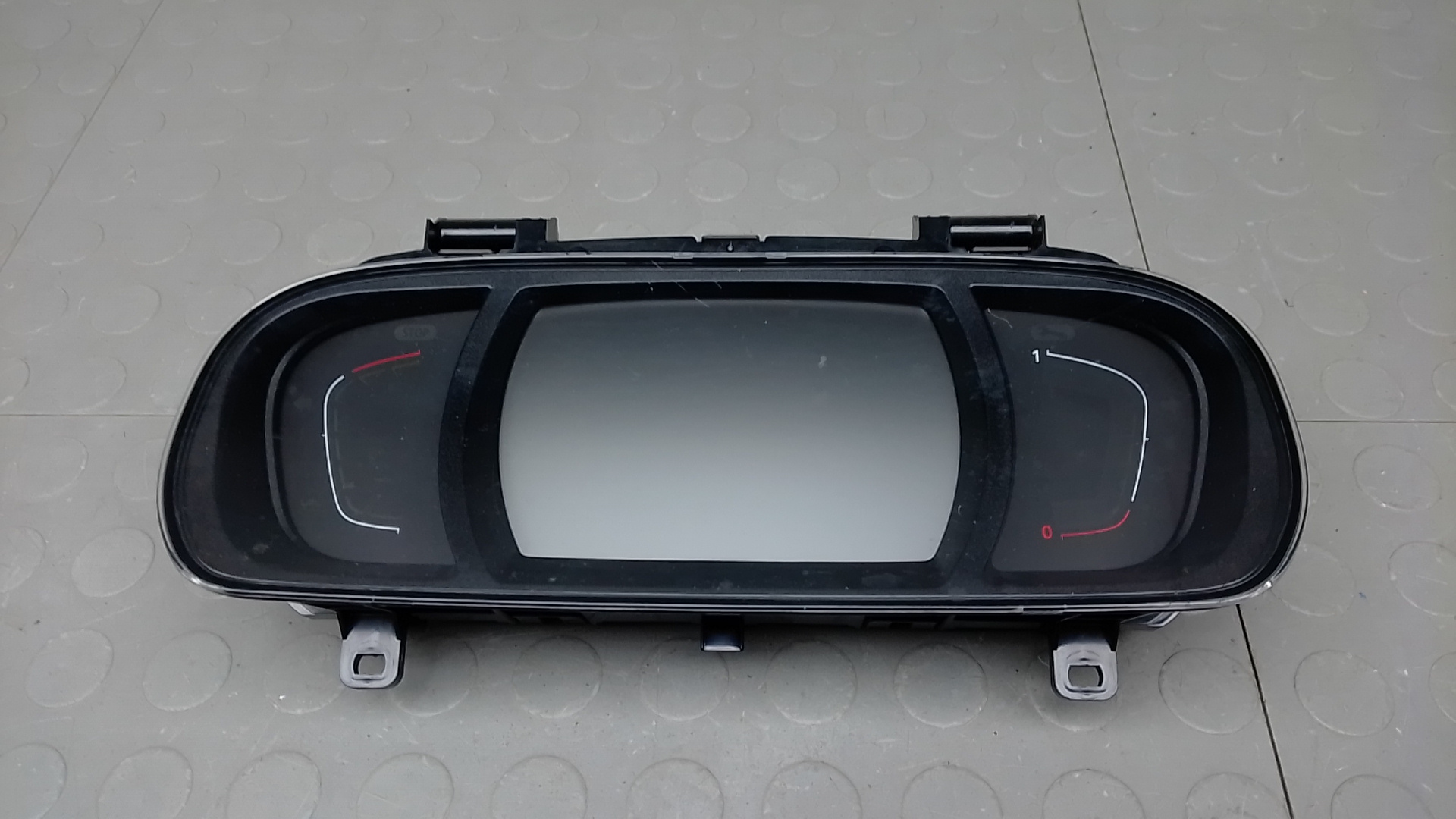 Панель приборов