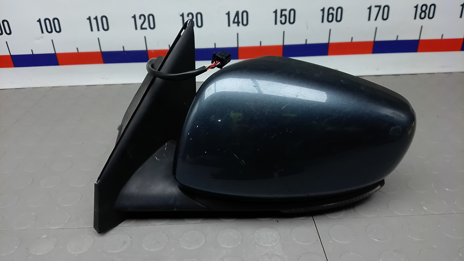 Зеркало левое электрическое