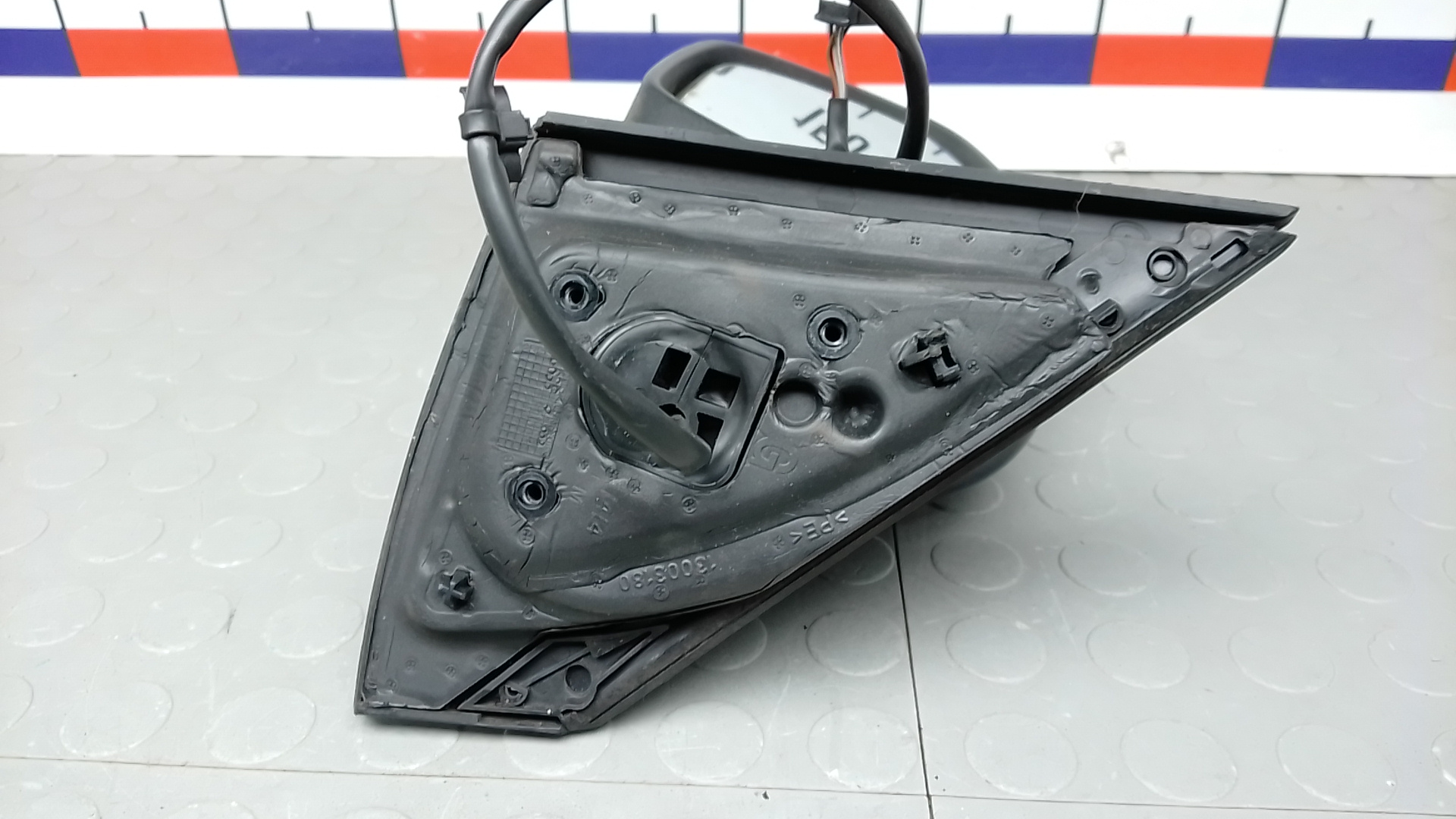 Зеркало левое электрическое