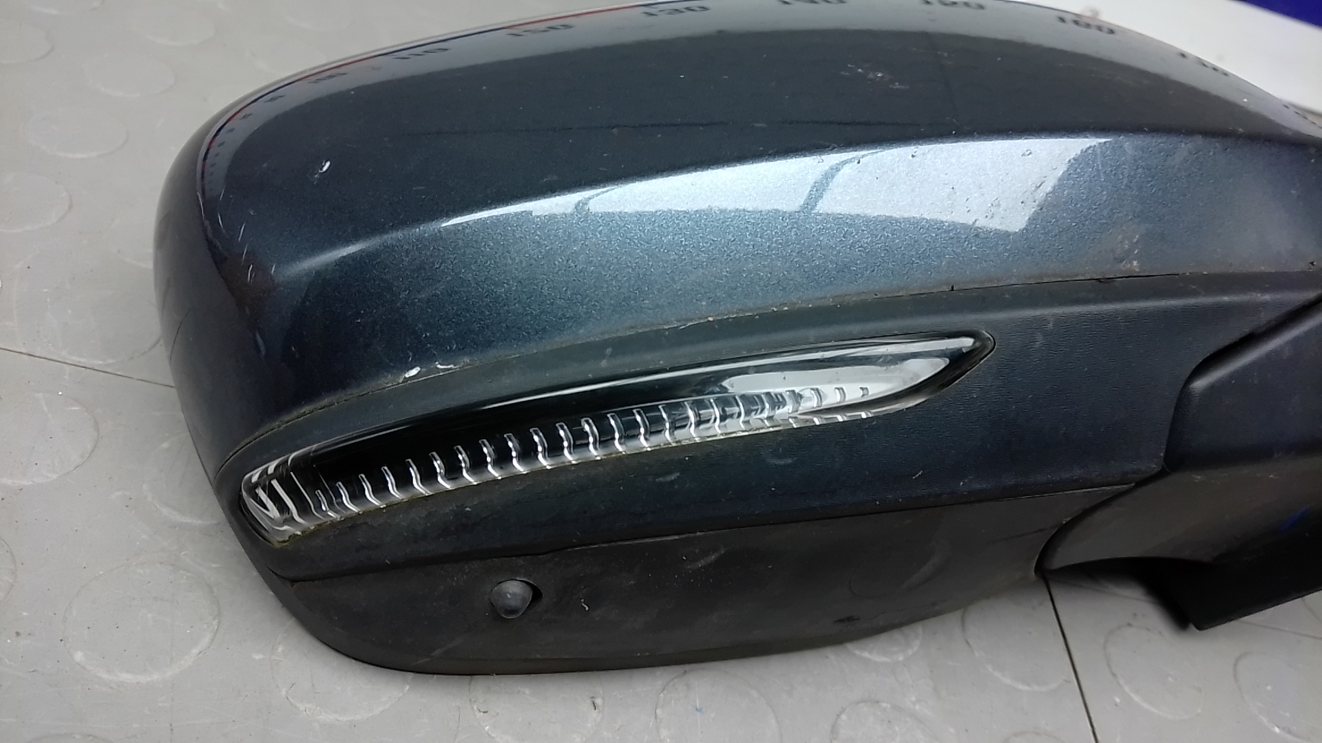 Зеркало правое электрическое