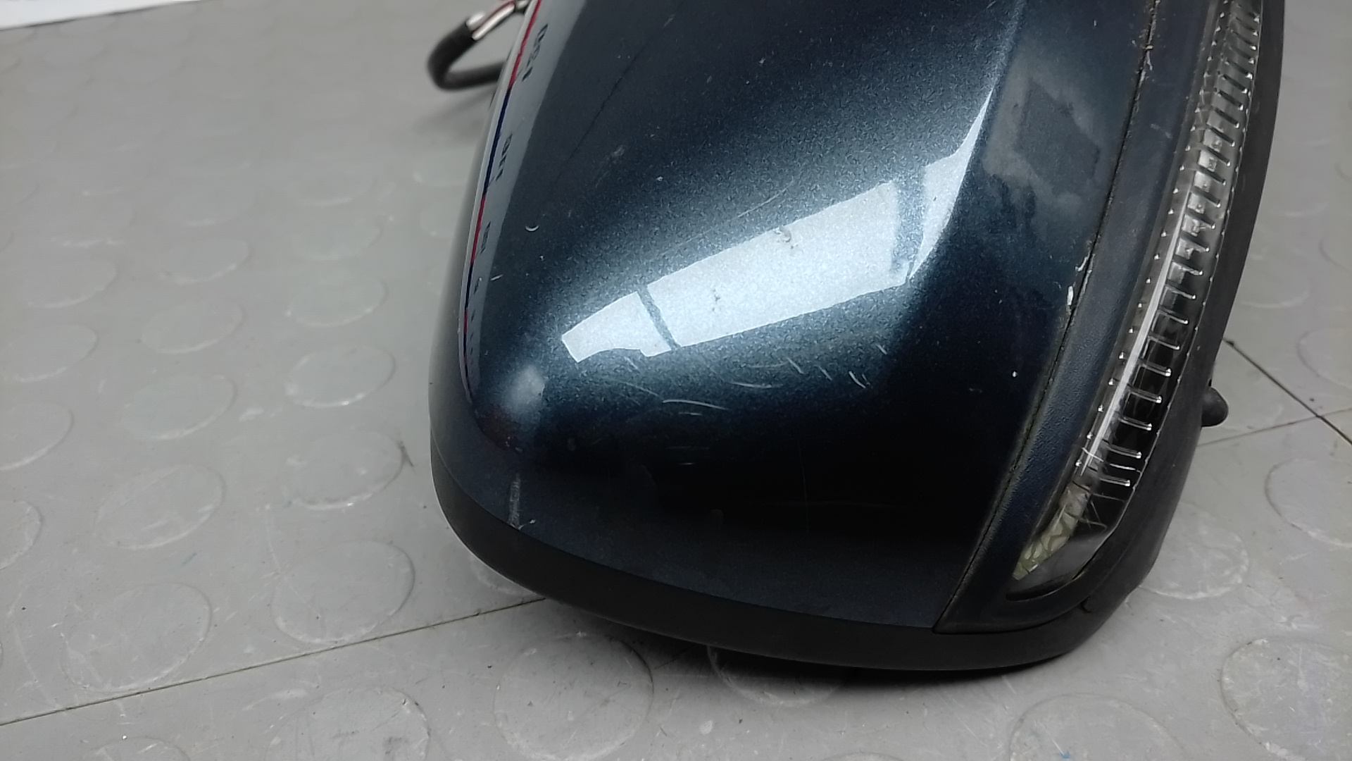 Зеркало правое электрическое