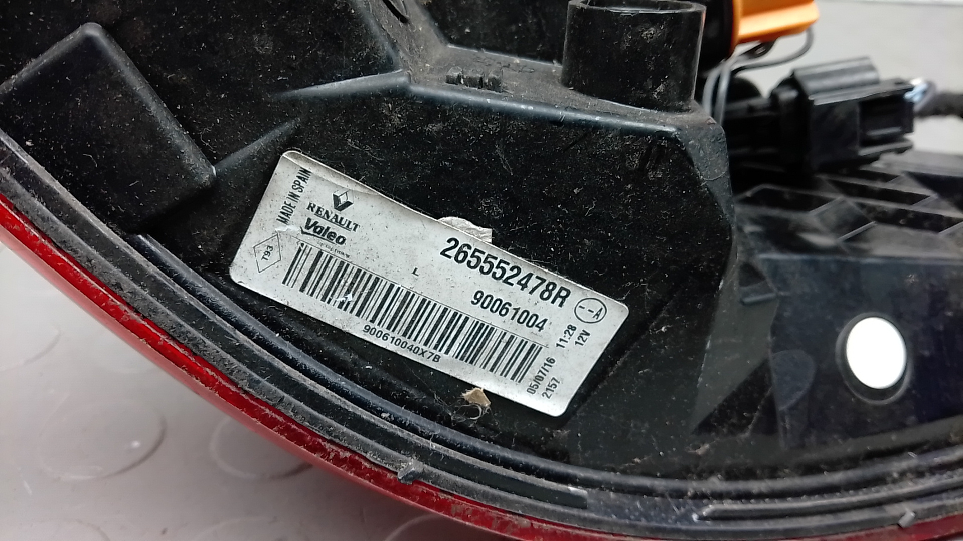 Фонарь задний левый