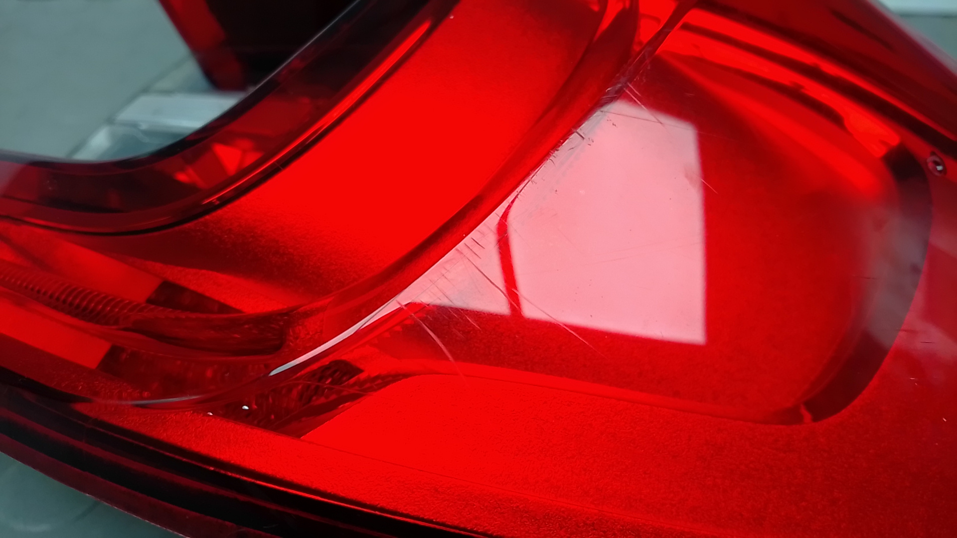 Фонарь задний правый