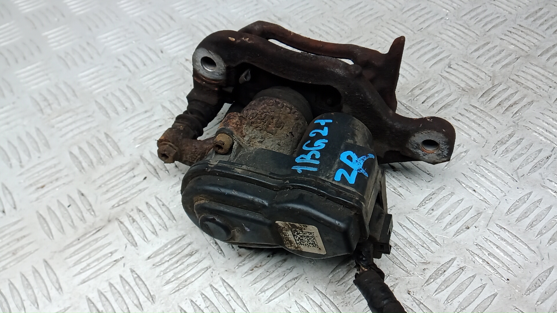 Суппорт задний правый