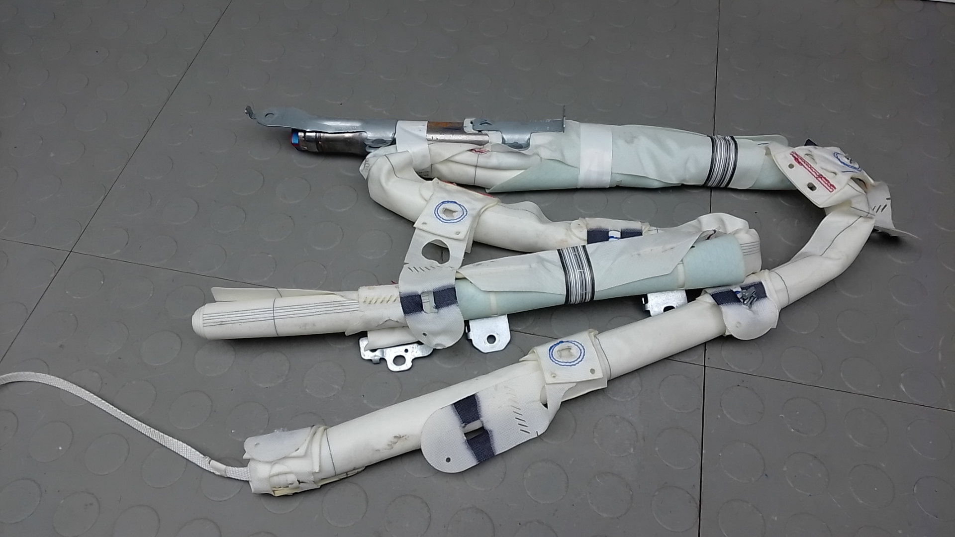 Подушка безопасности боковая (шторка)