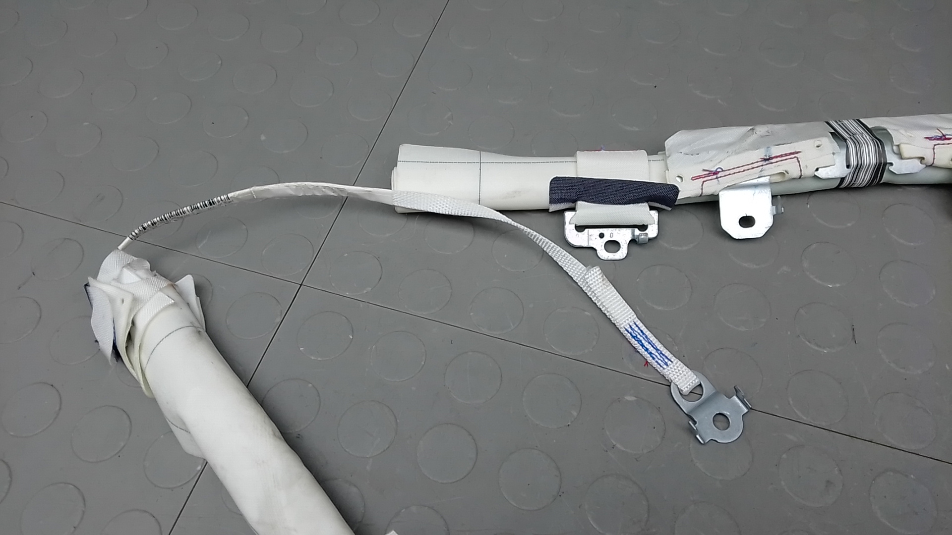 Подушка безопасности боковая (шторка)