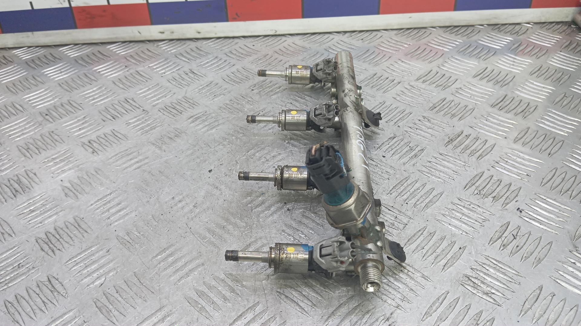 Рейка топливная (рампа)