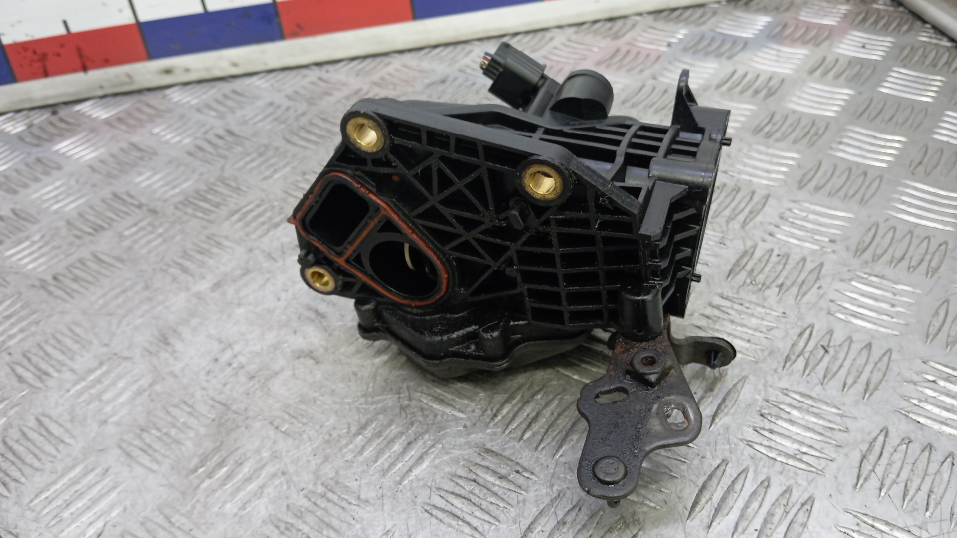 Заслонка дроссельная электрическая