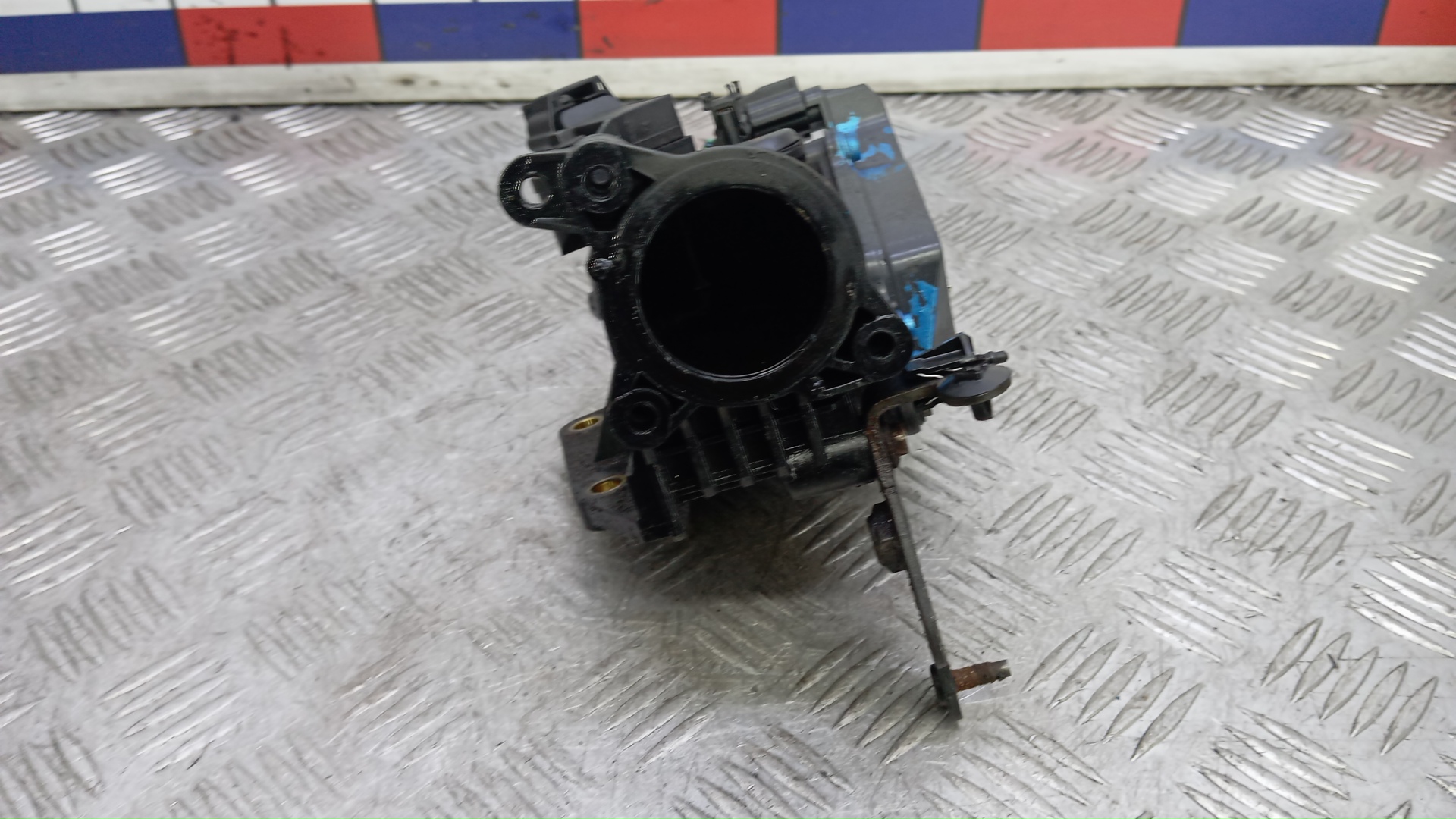 Заслонка дроссельная электрическая